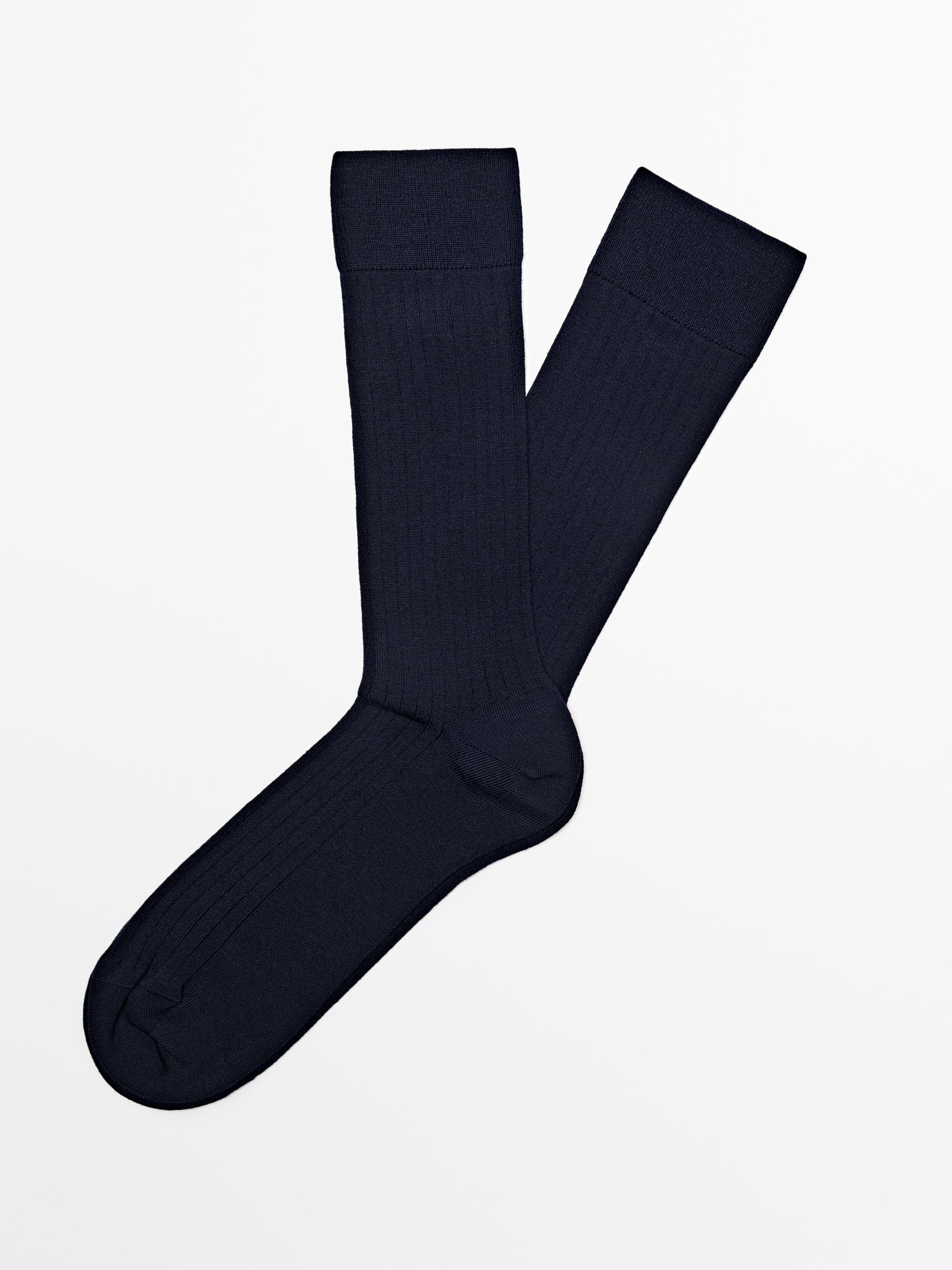 Ribbed knit wool blend socks