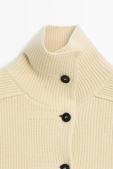 100% wool buttoned knit cardigan — Vanilla 4