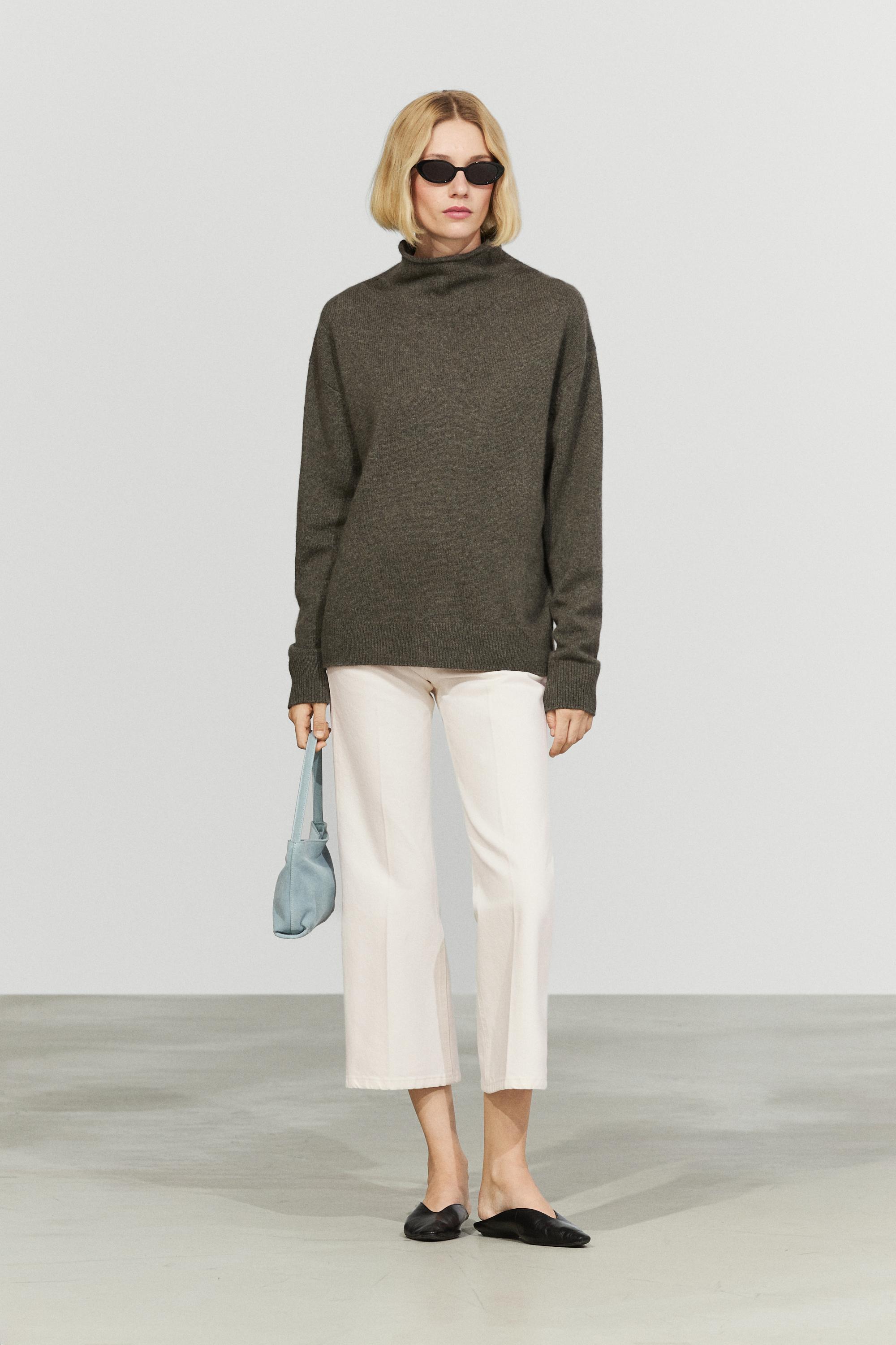 100% cashmere oversize knit sweater — Greyish green