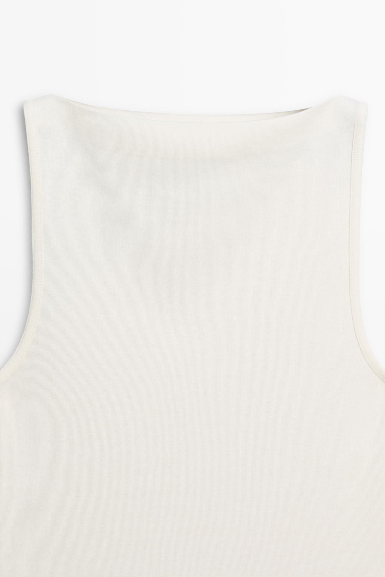 100% cotton straight neckline T-shirt — CREAM