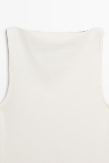 100% cotton straight neckline T-shirt — CREAM 9