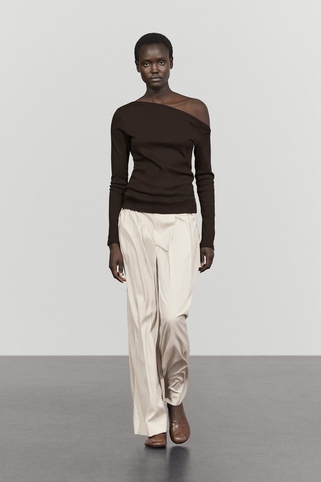 Massimo Dutti Drapeli çiyin detallı T-shirt