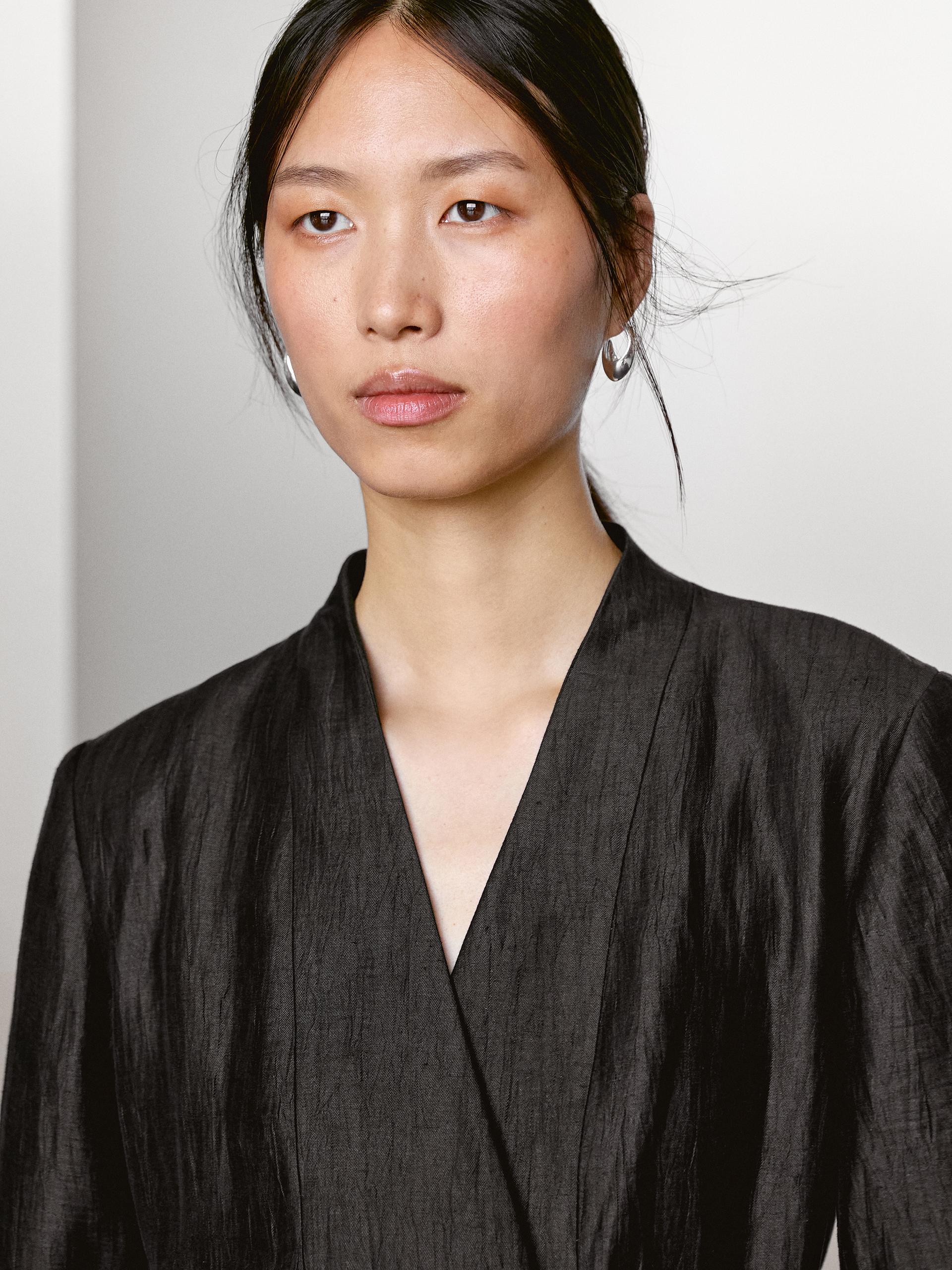 Massimo Dutti Linen Blend Kimono With Tie Detail In Black