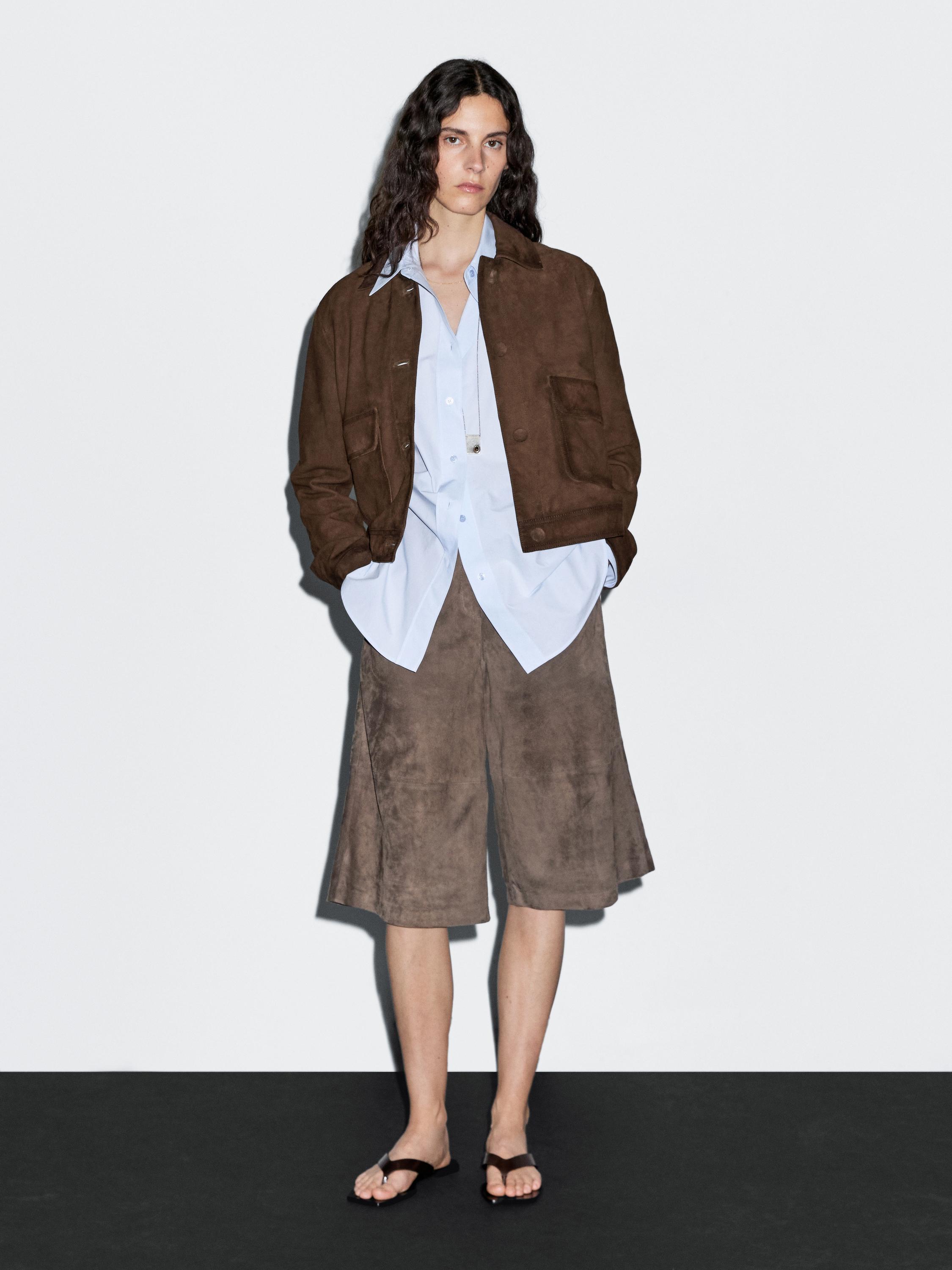Cropped suede leather-lined jacket with buttons