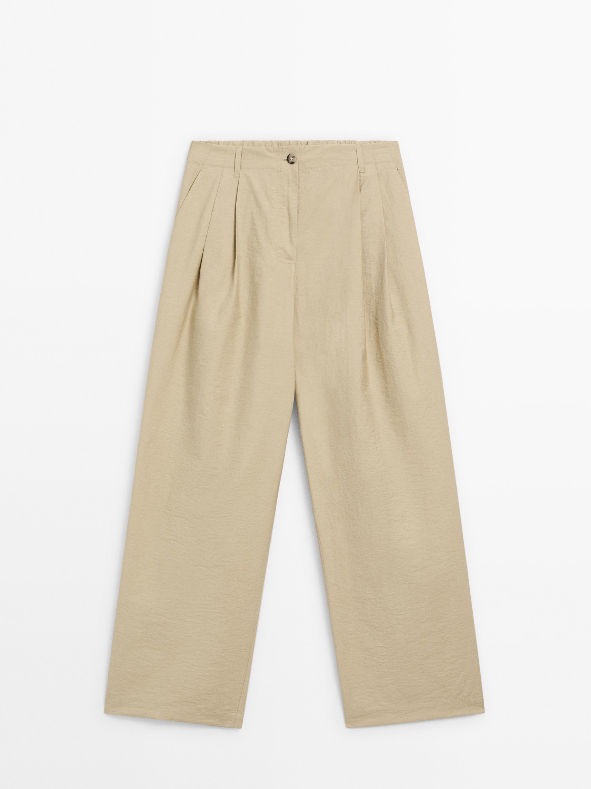 Wide-leg pleated co-ord trousers