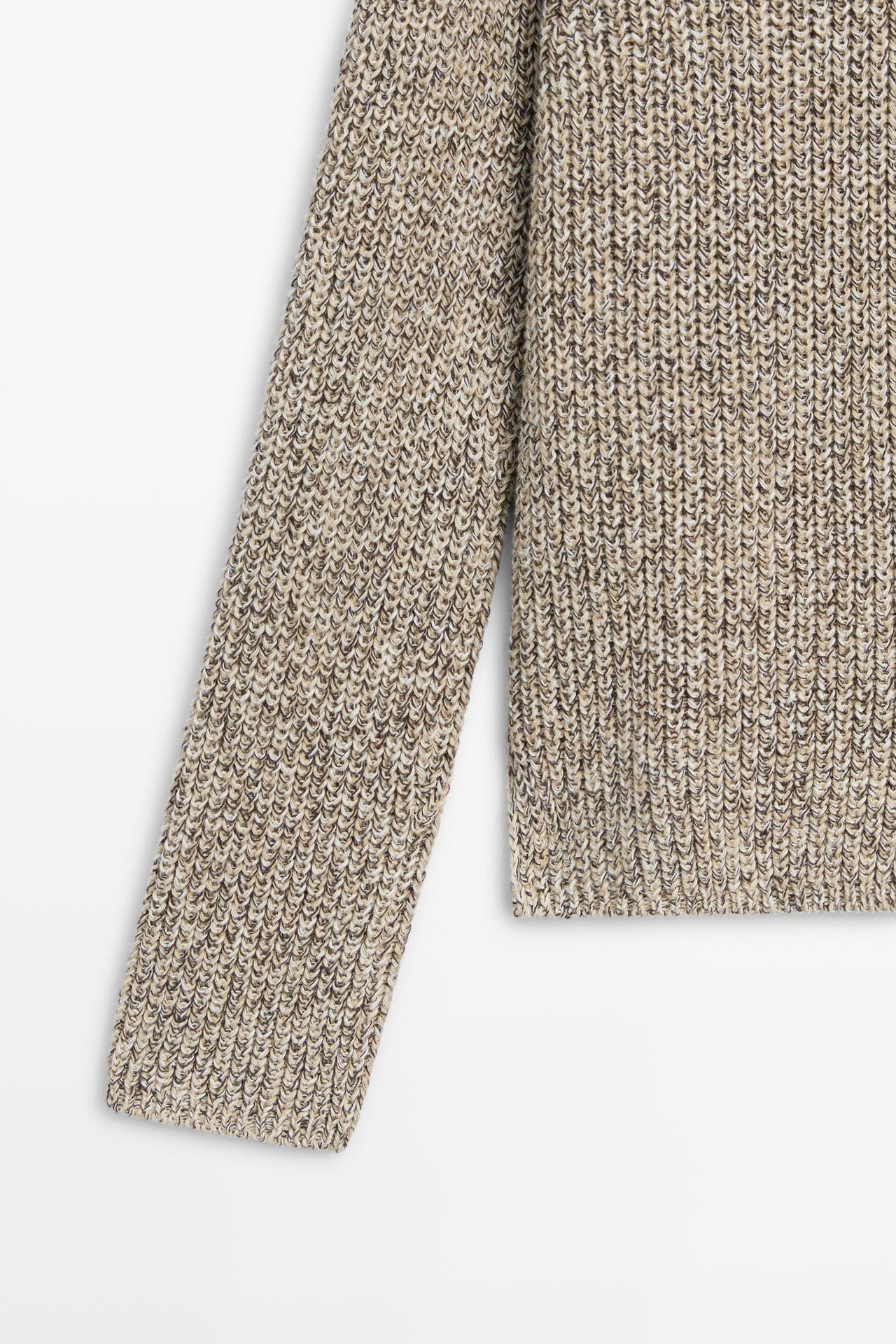 Heather knit round neck cardigan — GREY