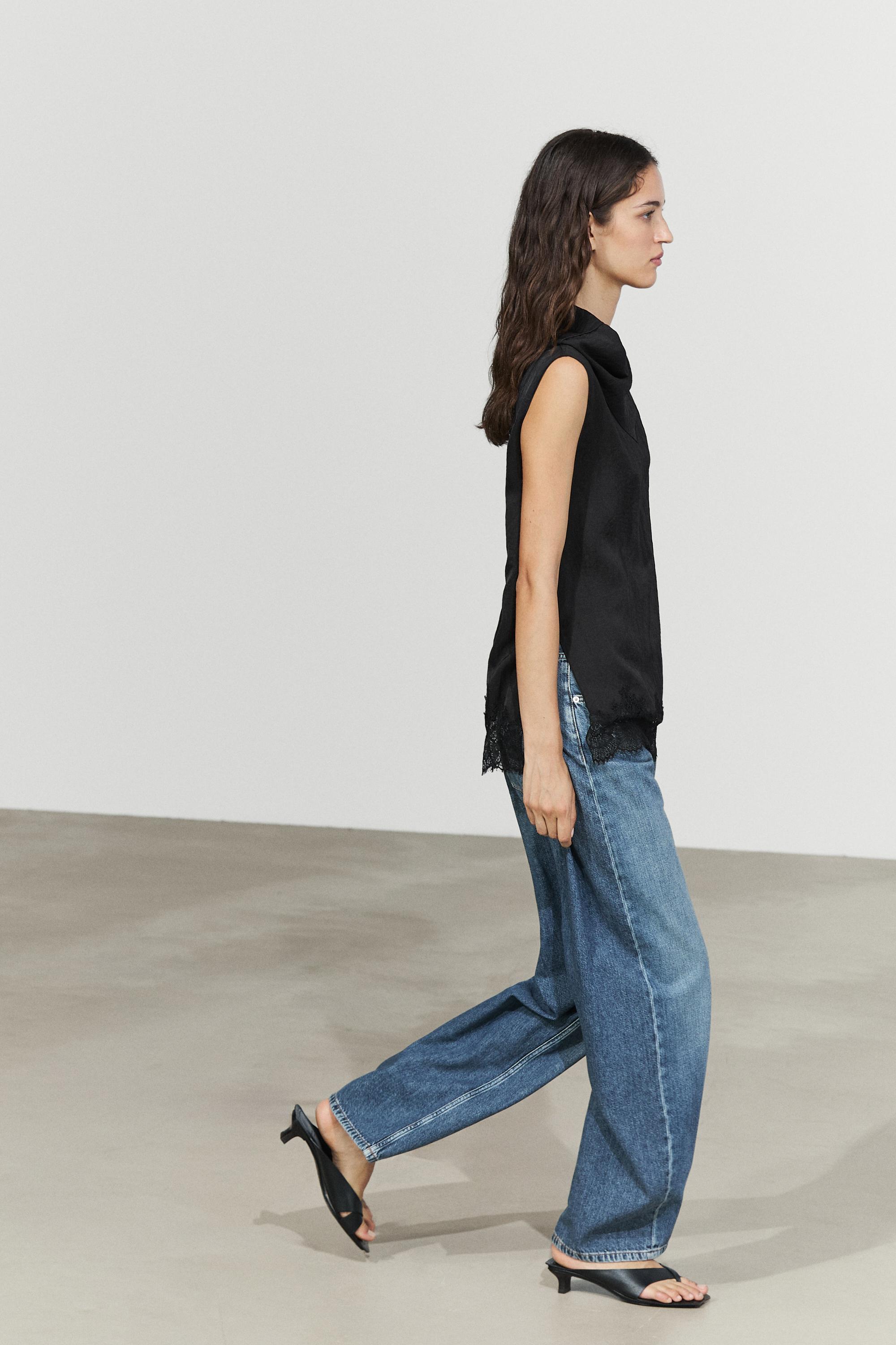 Flowing lace-detail top — BLACK