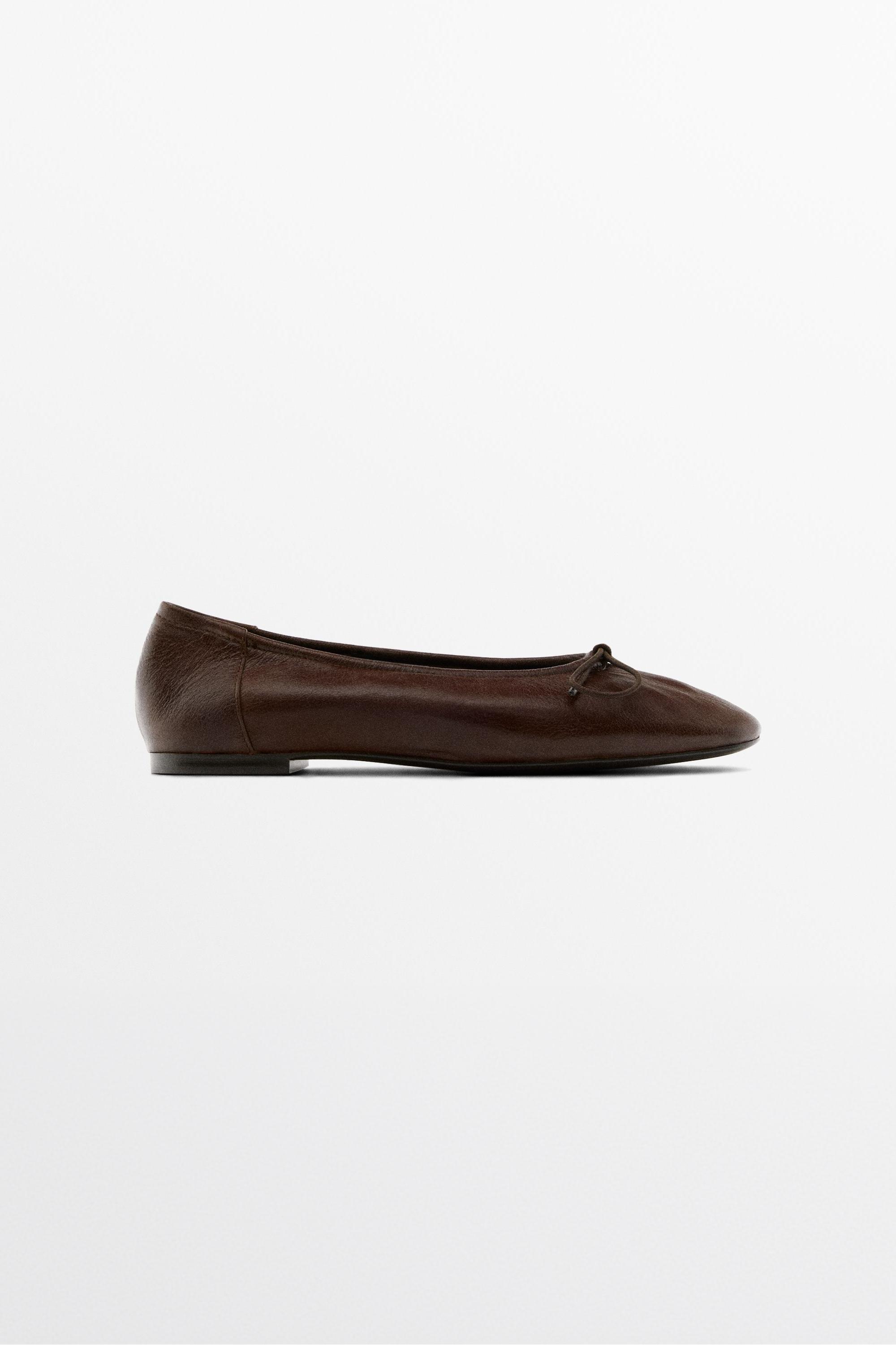 Gathered ballet flats with bow — BROWN