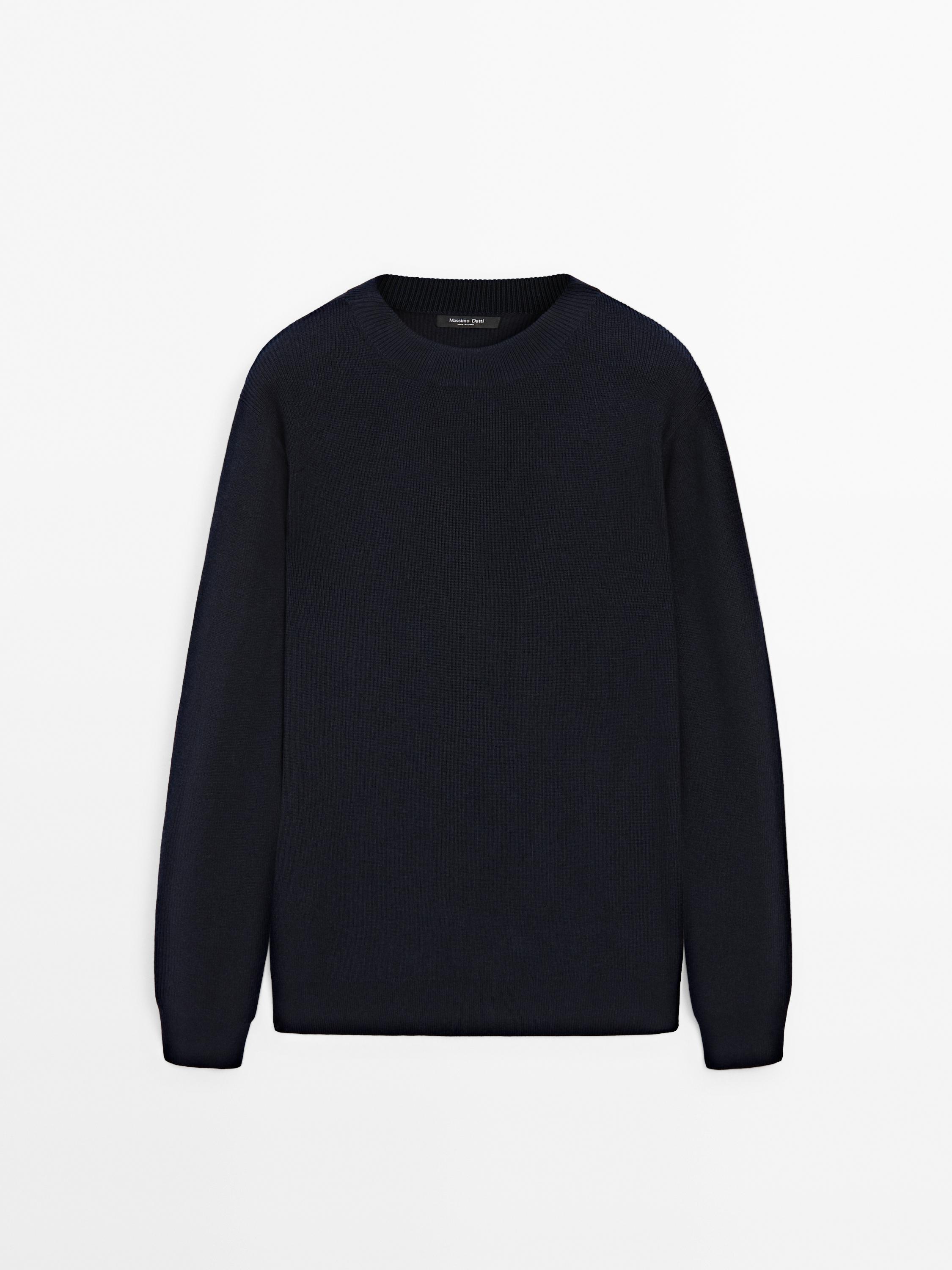 Pull en maille à col montant