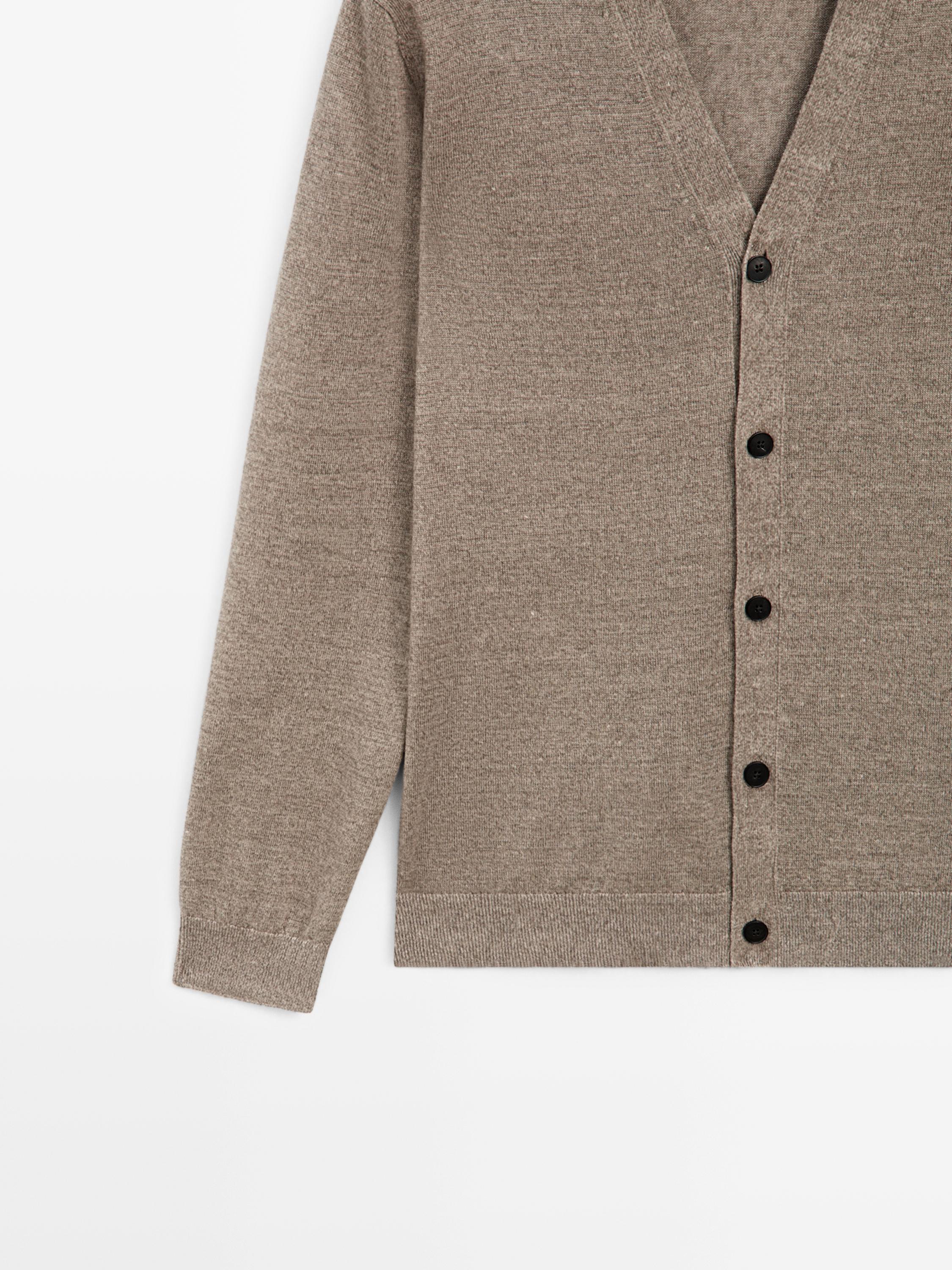 Düğmeli keten triko hırka