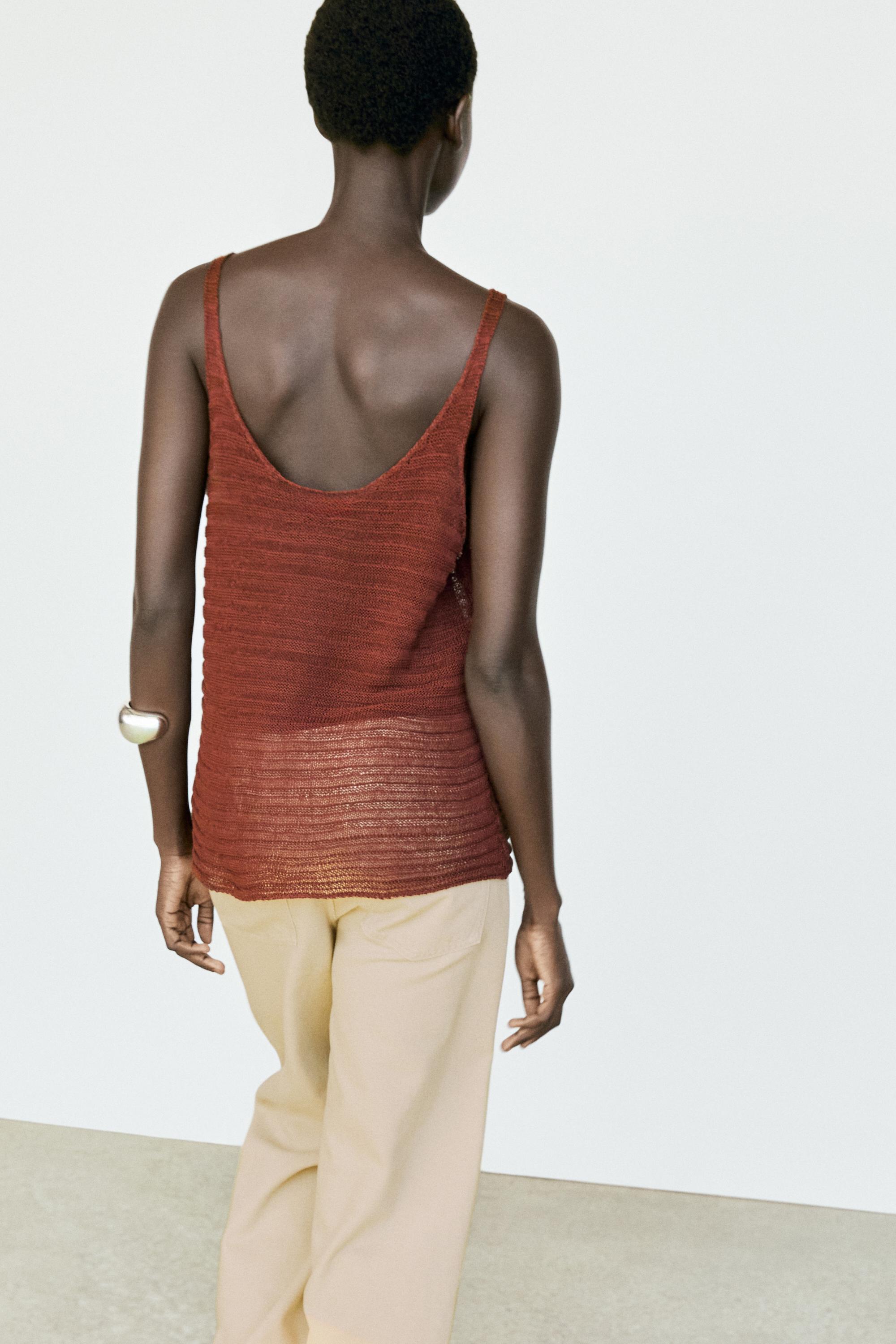 Textured knit strappy top — RUSSET