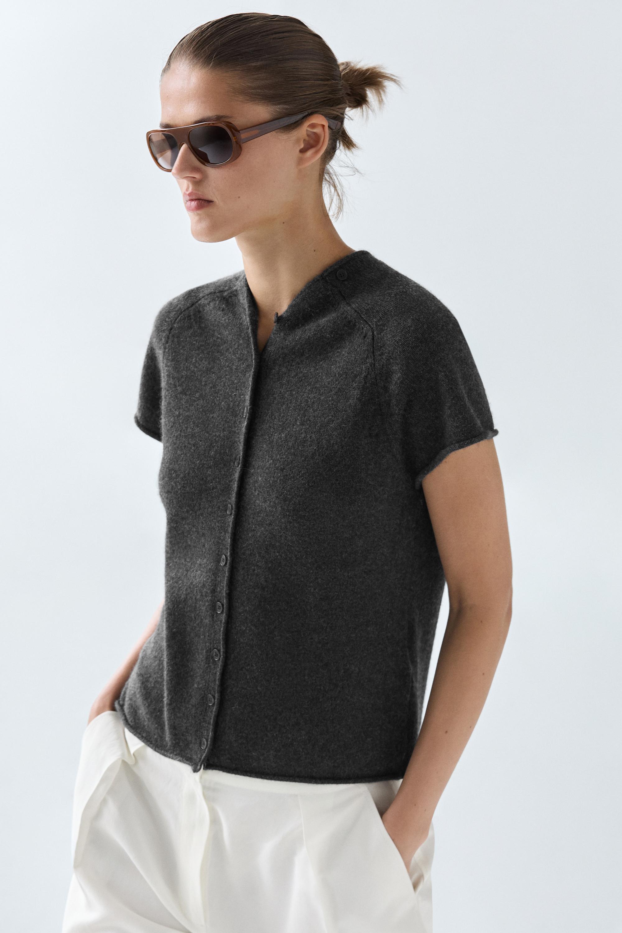 100% Cashmere button-up knit vest