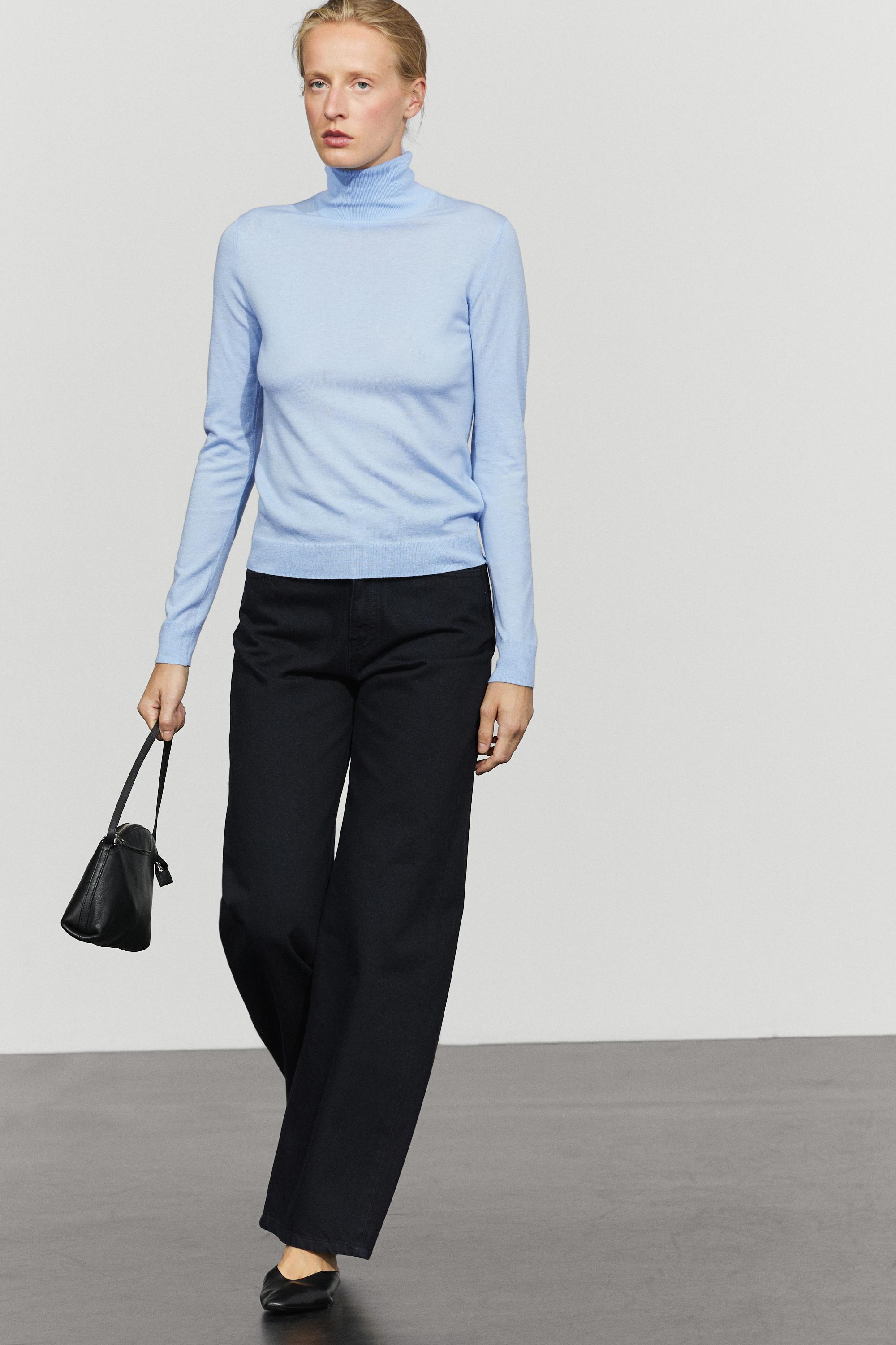 Wool-blend turtleneck knit sweater — SKY BLUE