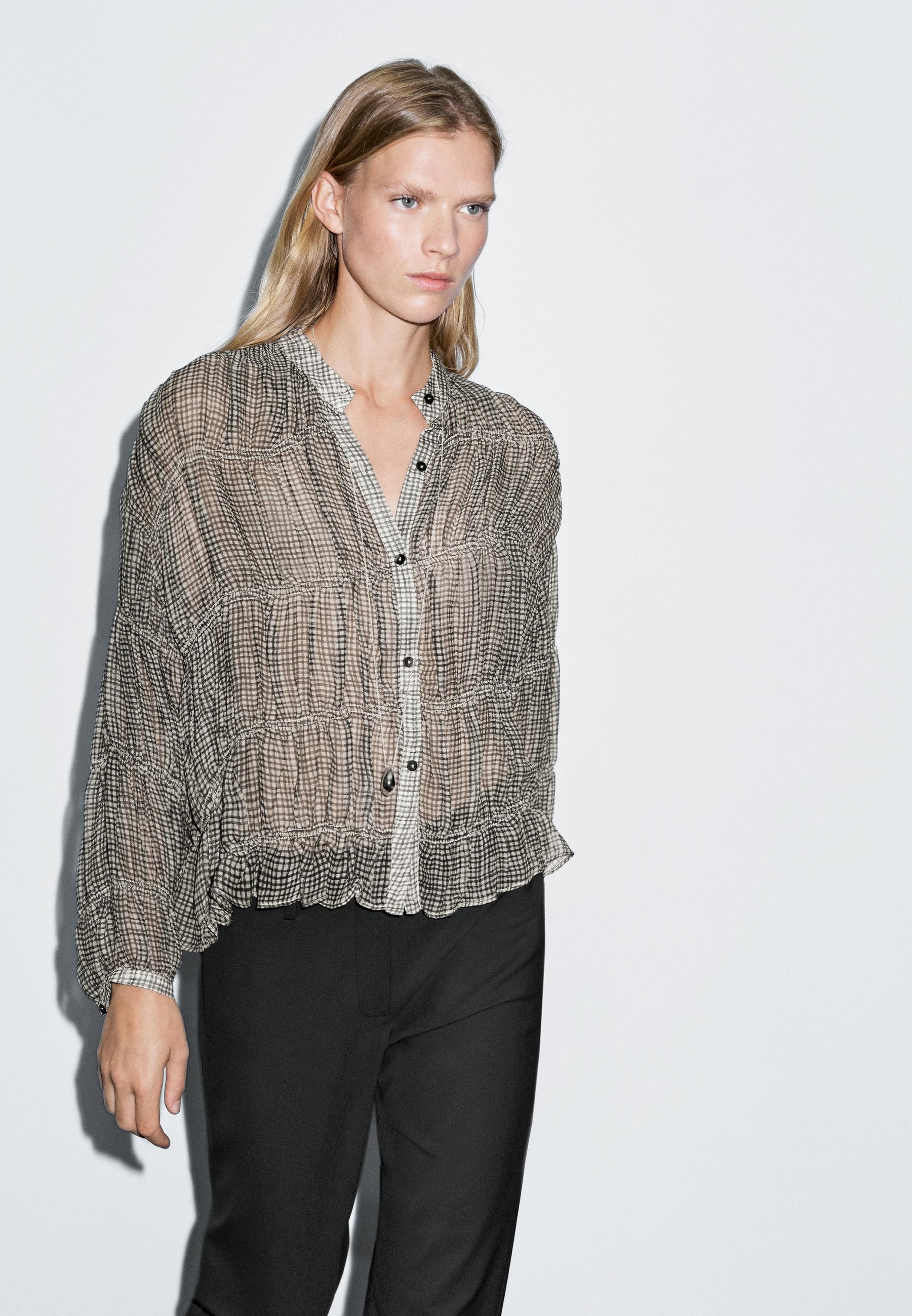 Gathered gingham shirt