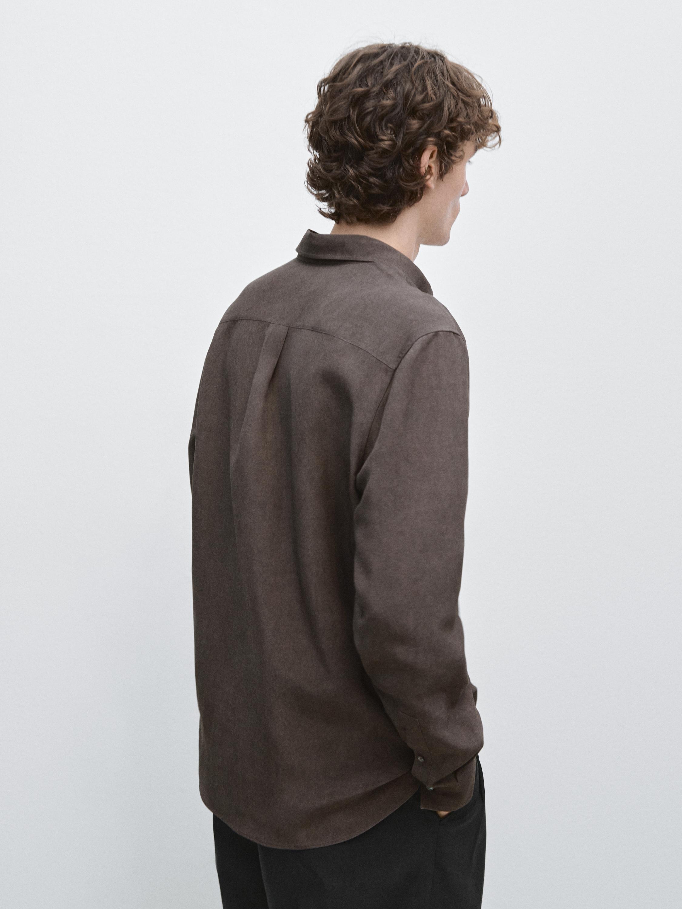 Flowing regular fit shirt with pocket — AUBERGINE
