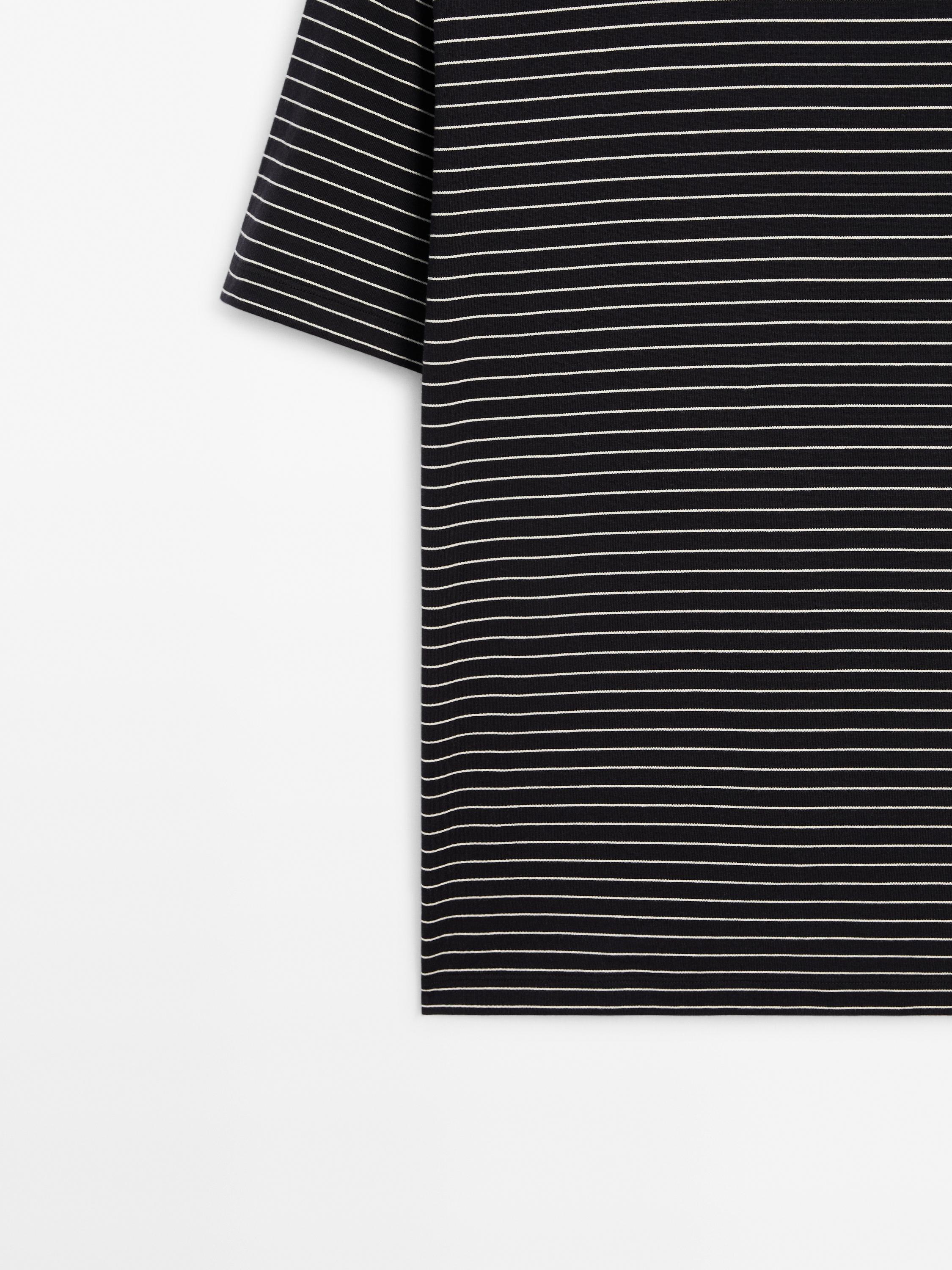 Striped 100% medium weight cotton T-shirt