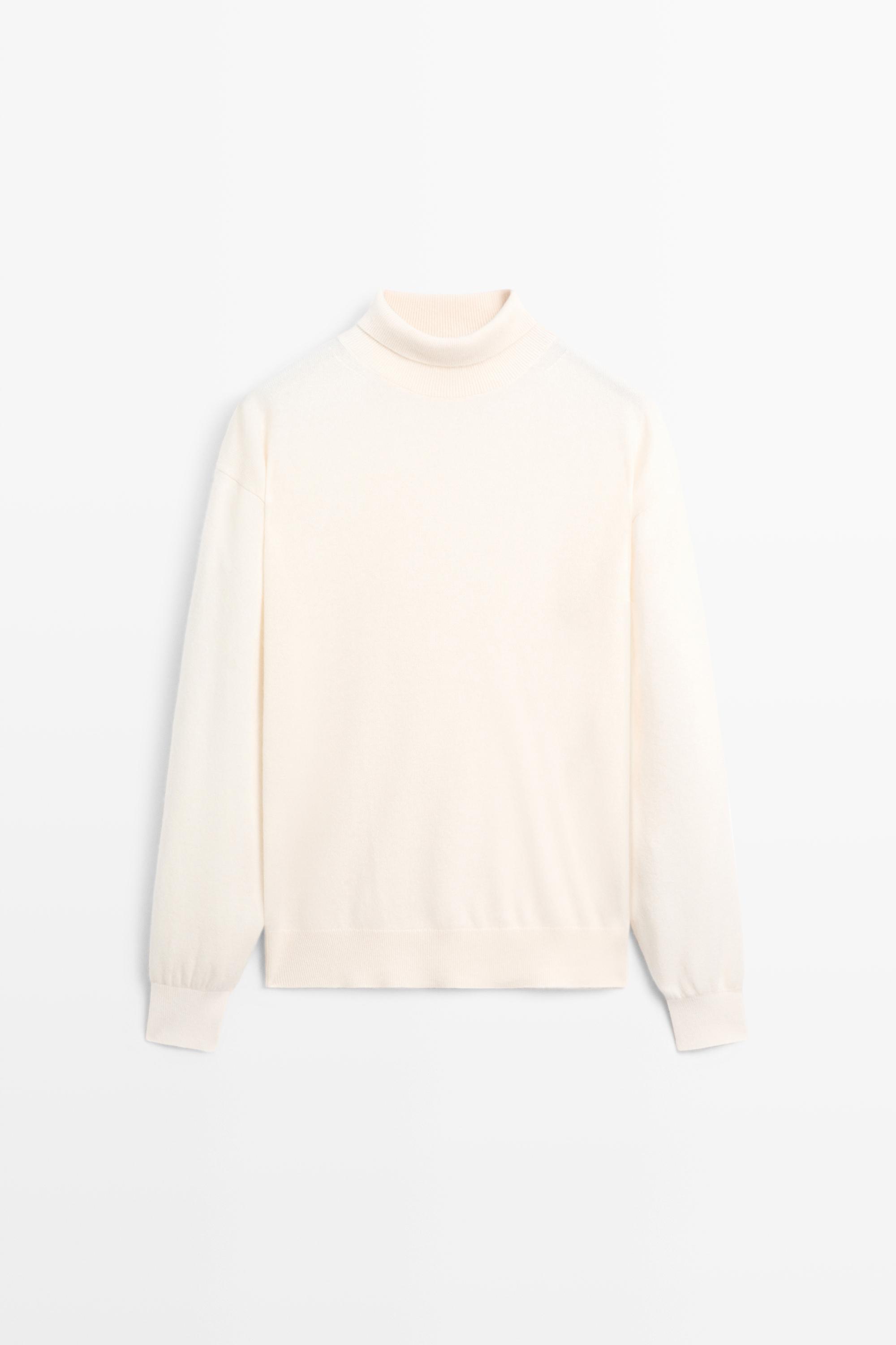 100% cashmere high neck knit sweater