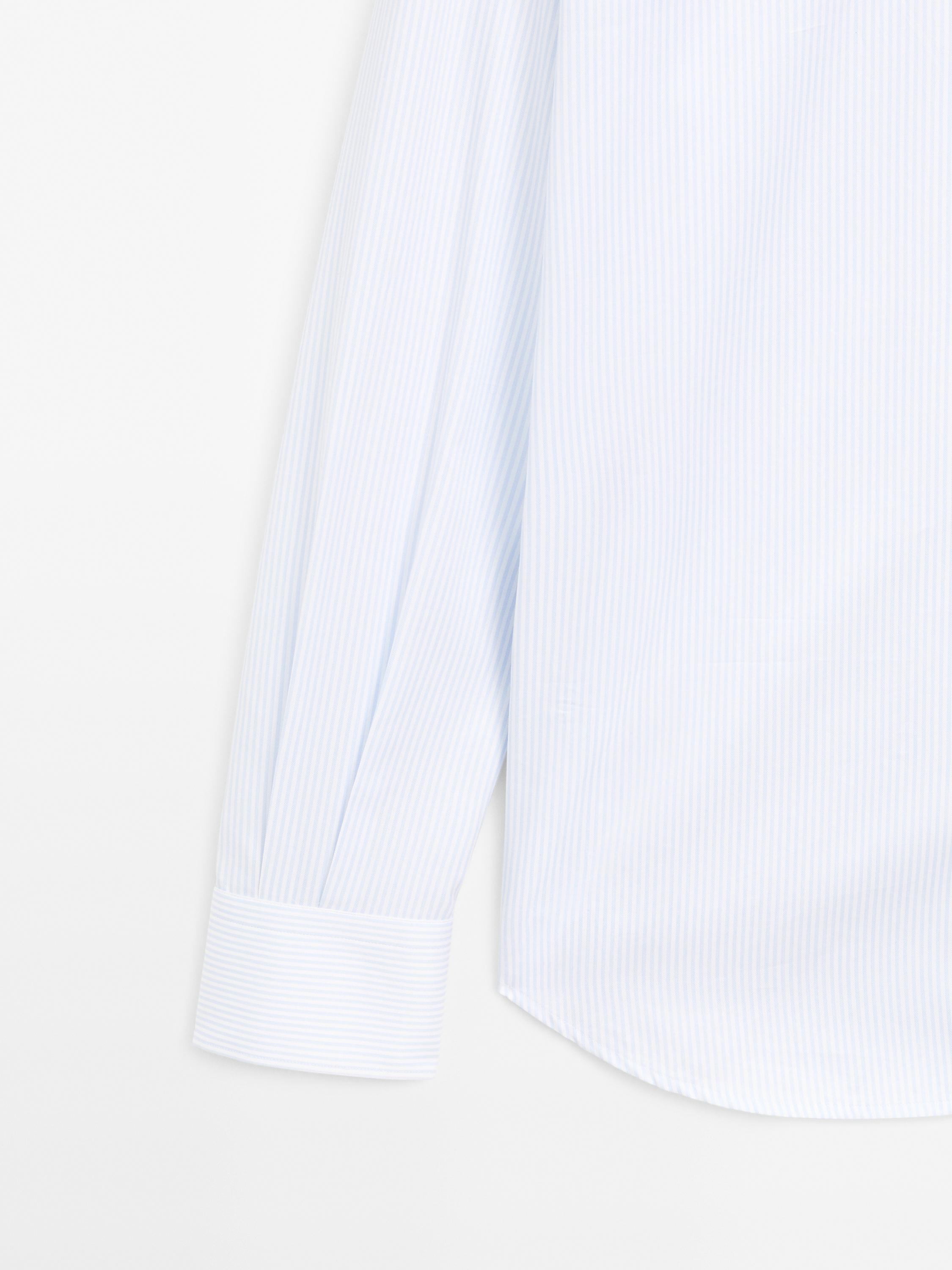 Camisa às riscas slim fit 100% algodão