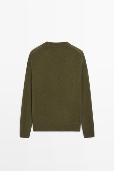 100% wool knit round-neck sweater — DARK OLIVE GREEN 6