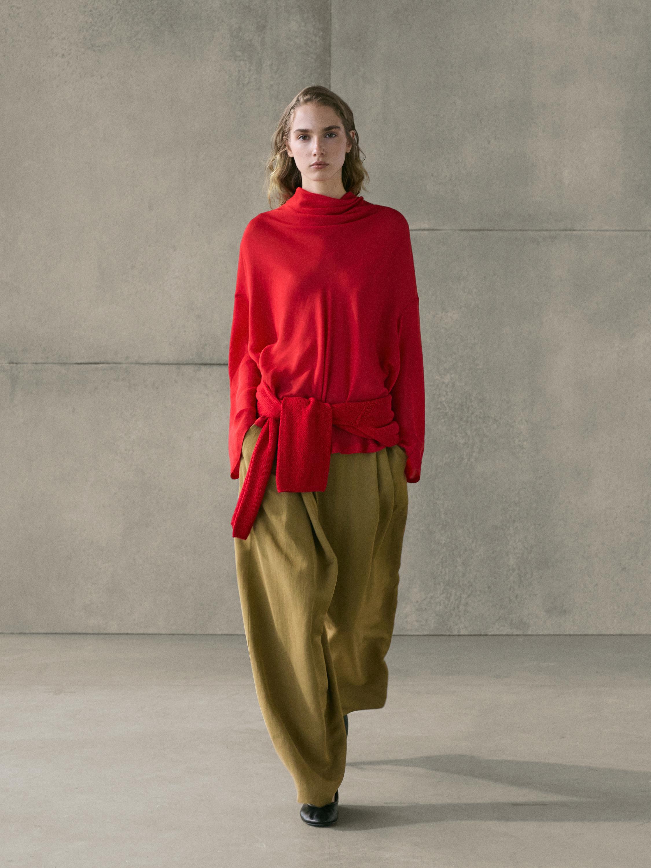 Flowing blouse with draped collar