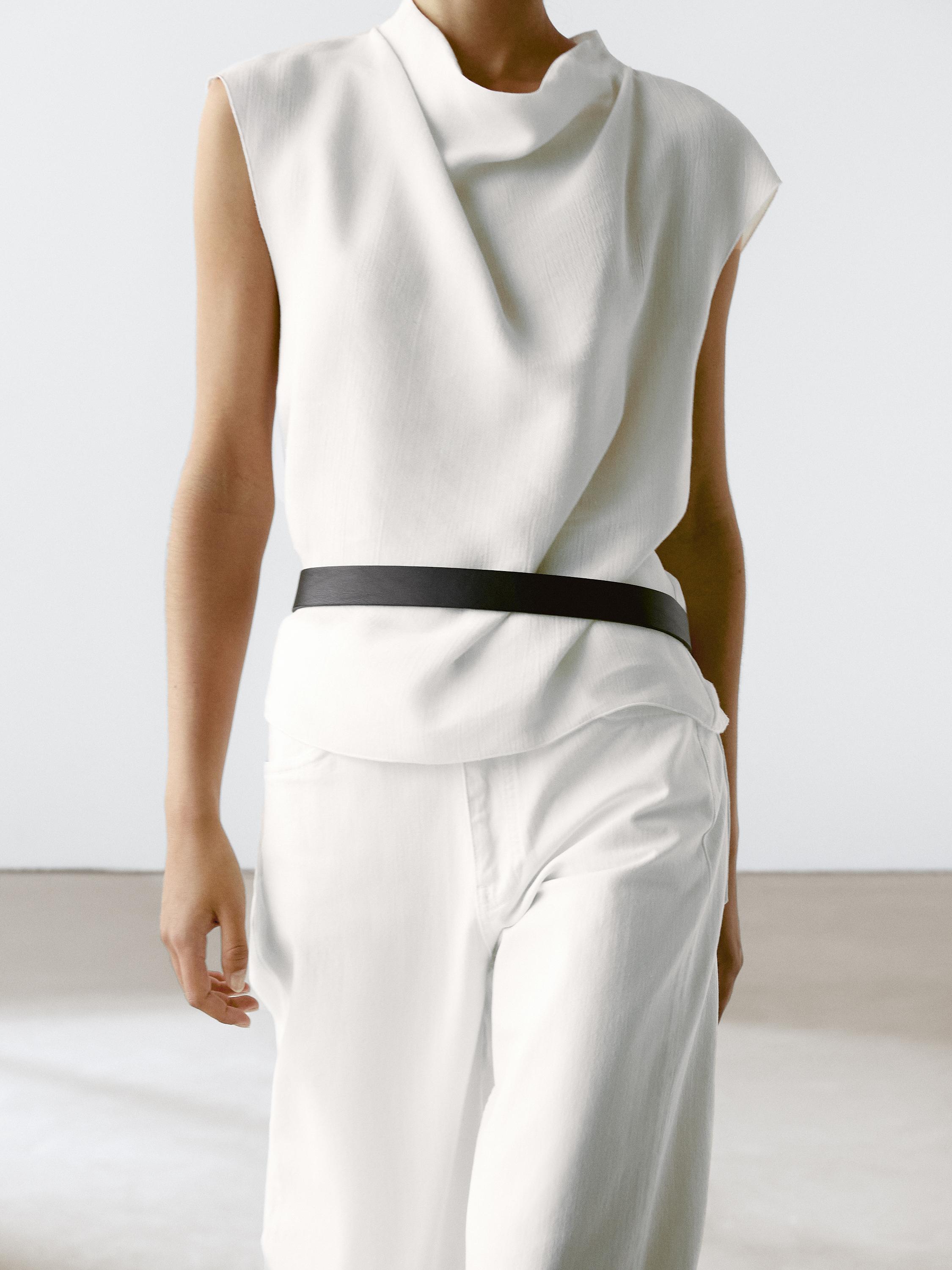 Flowing blouse with draped collar