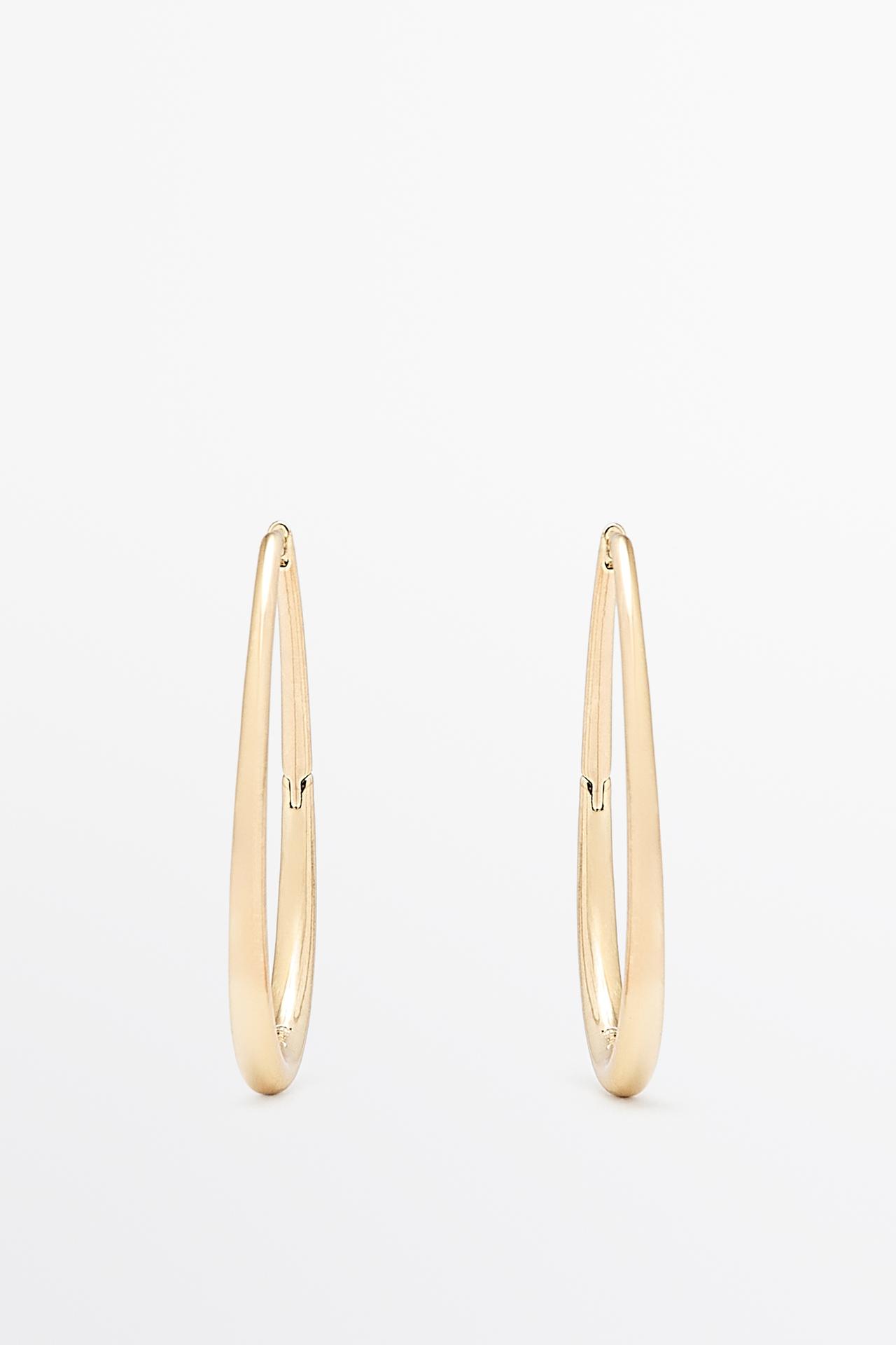 Oval hoop earrings — GOLDEN