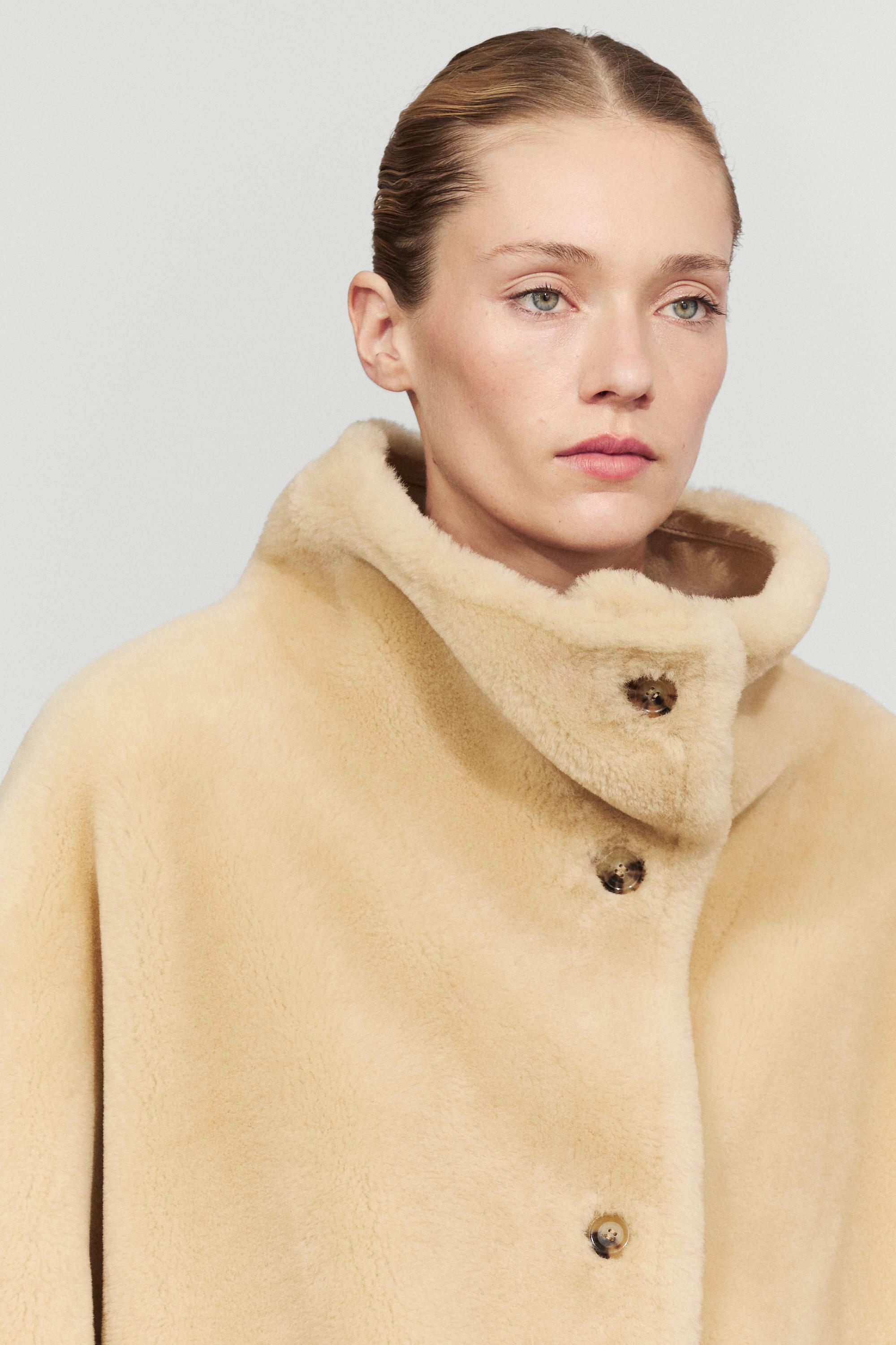 Reversible fur leather coat — CREAM