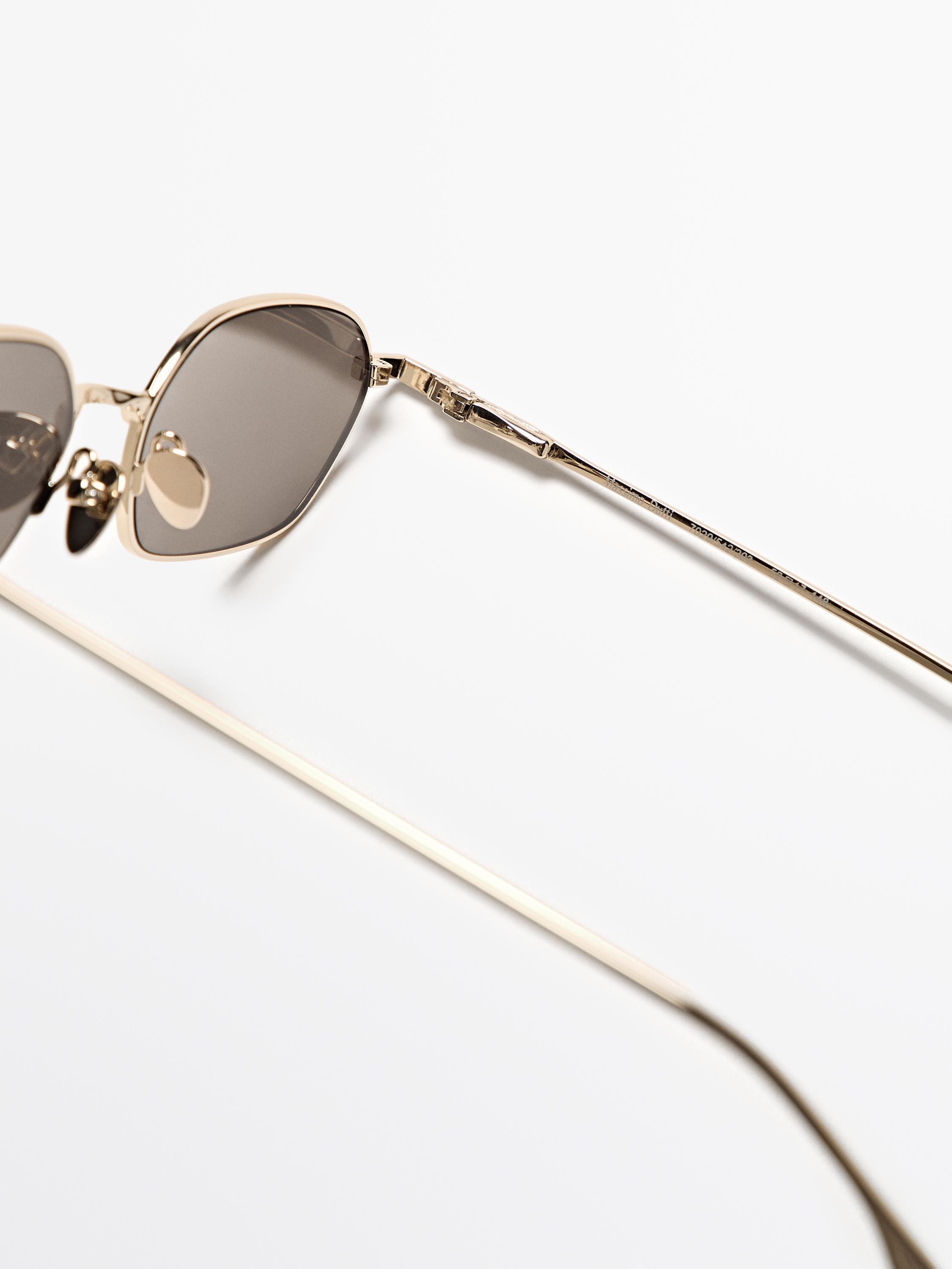 Lunettes de soleil métalliques