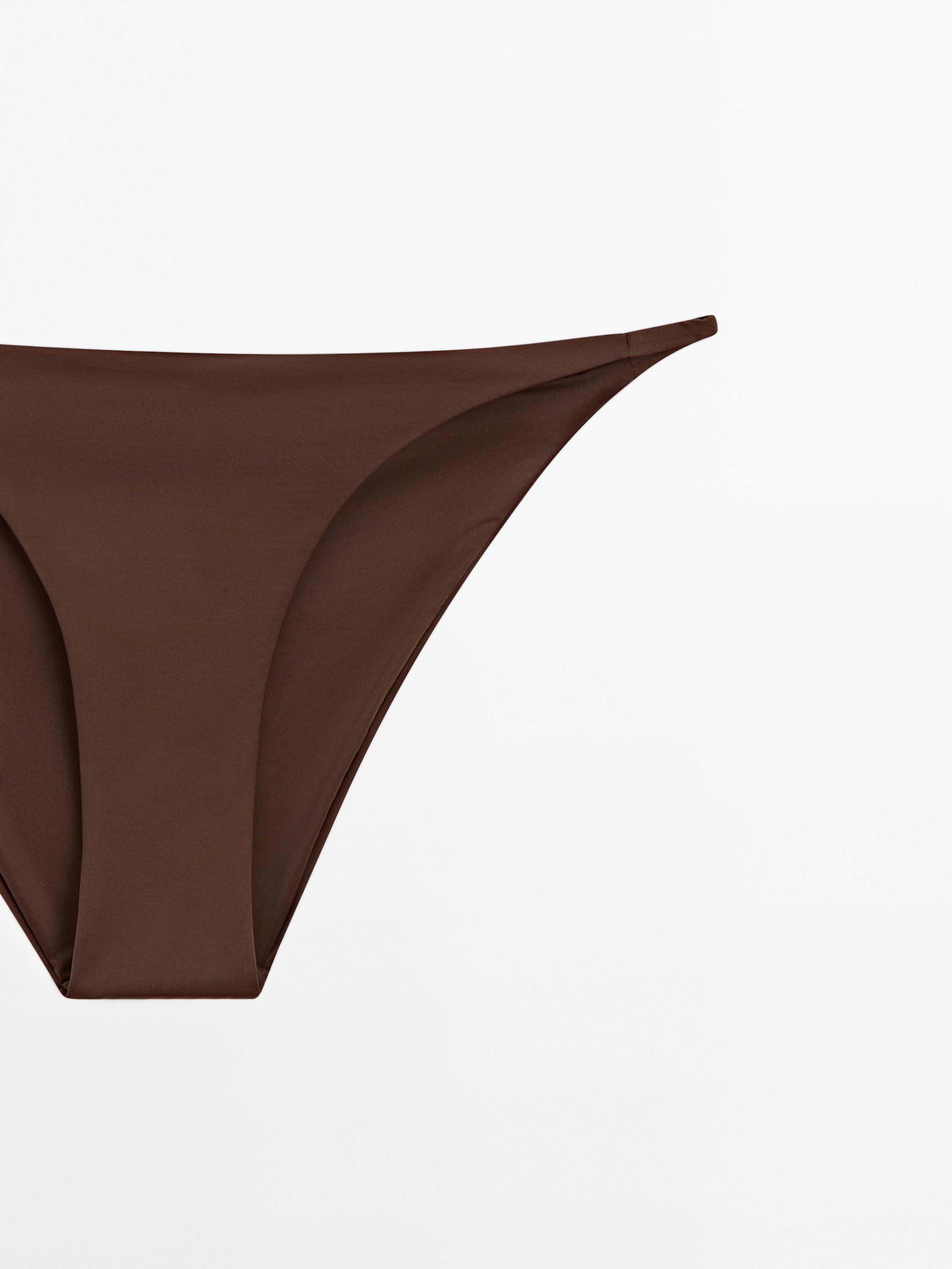 Bikini bottoms with thin straps