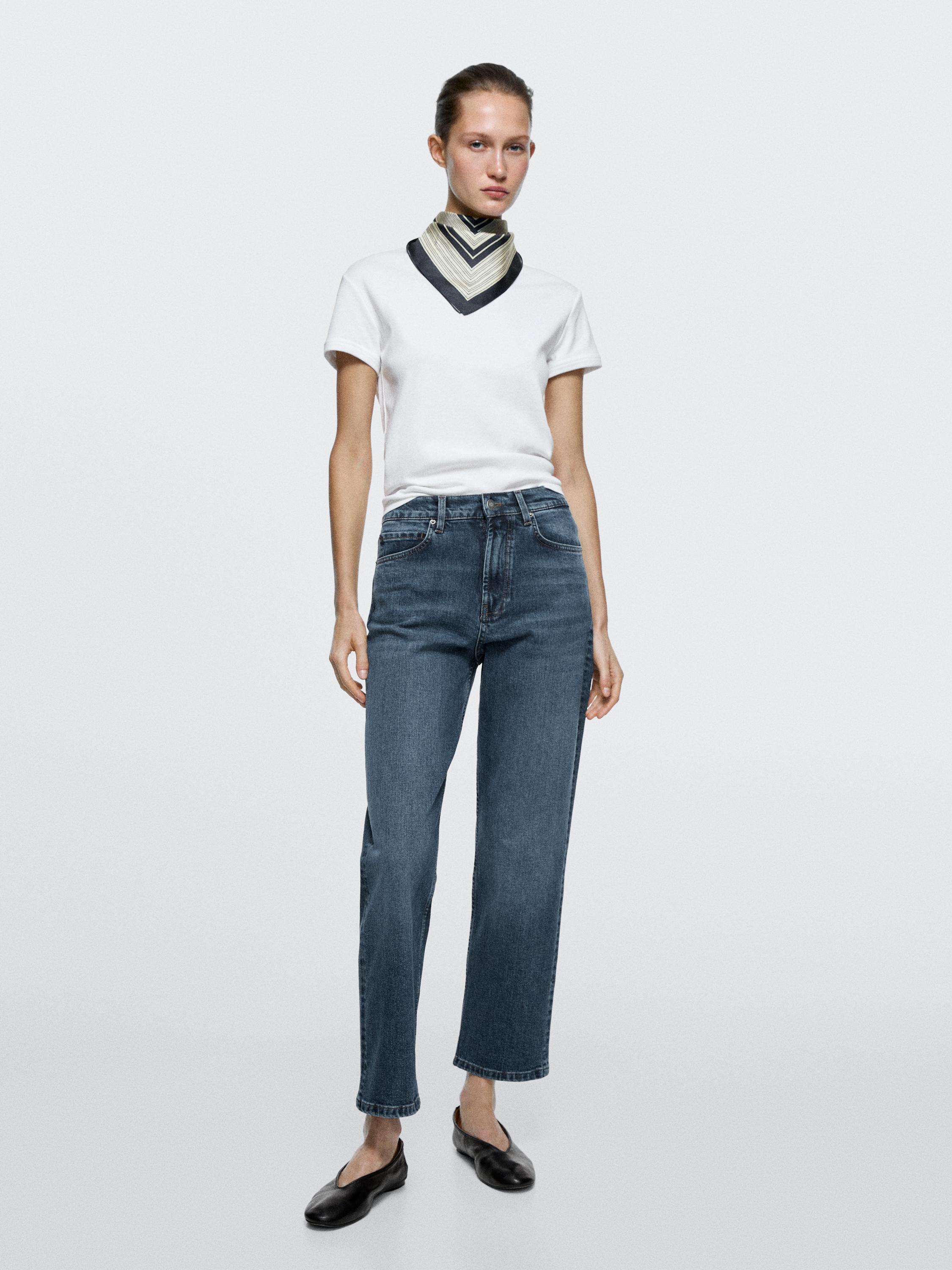 Mid-rise straight-leg jeans