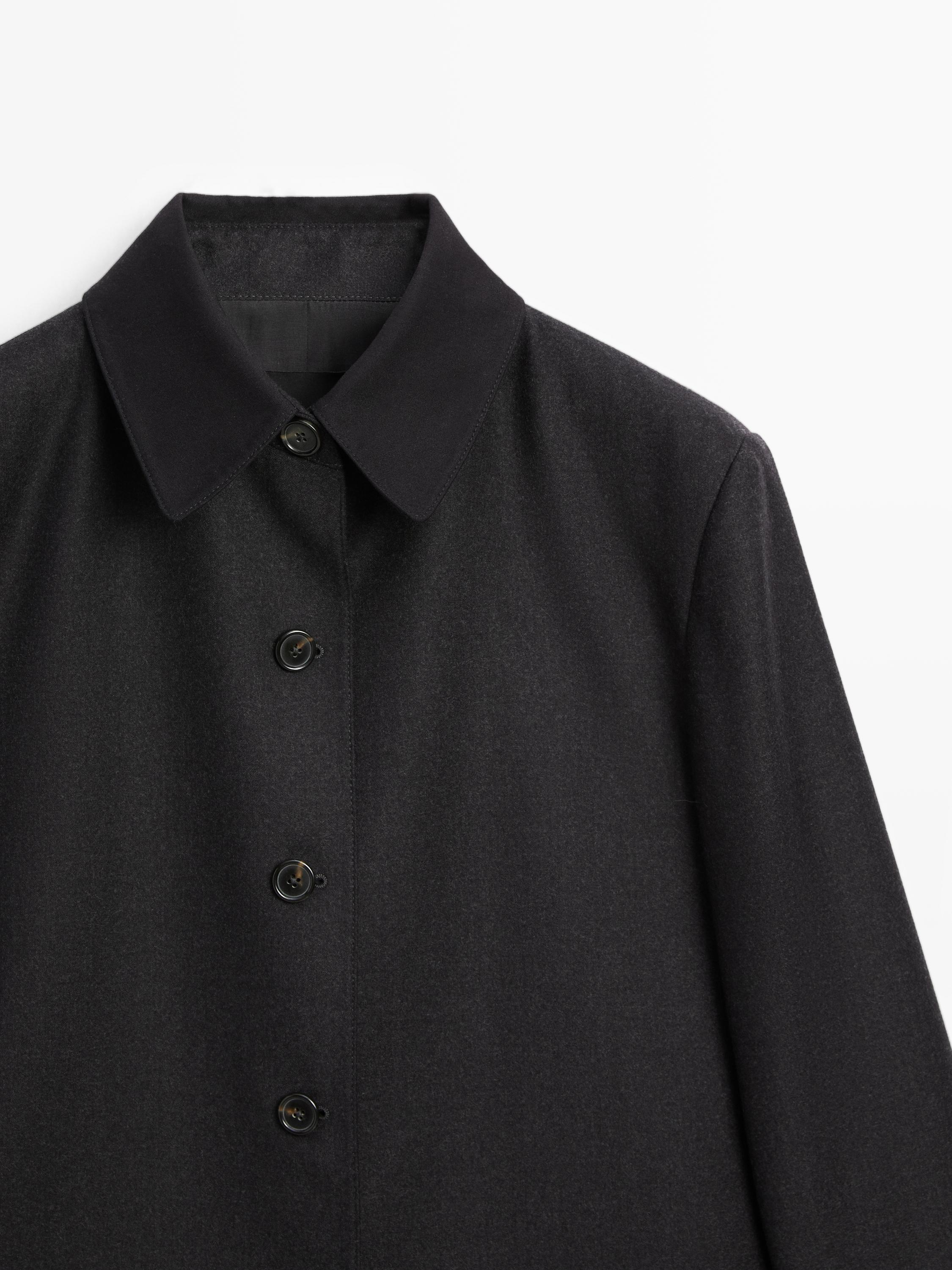 Contrast collar short coat