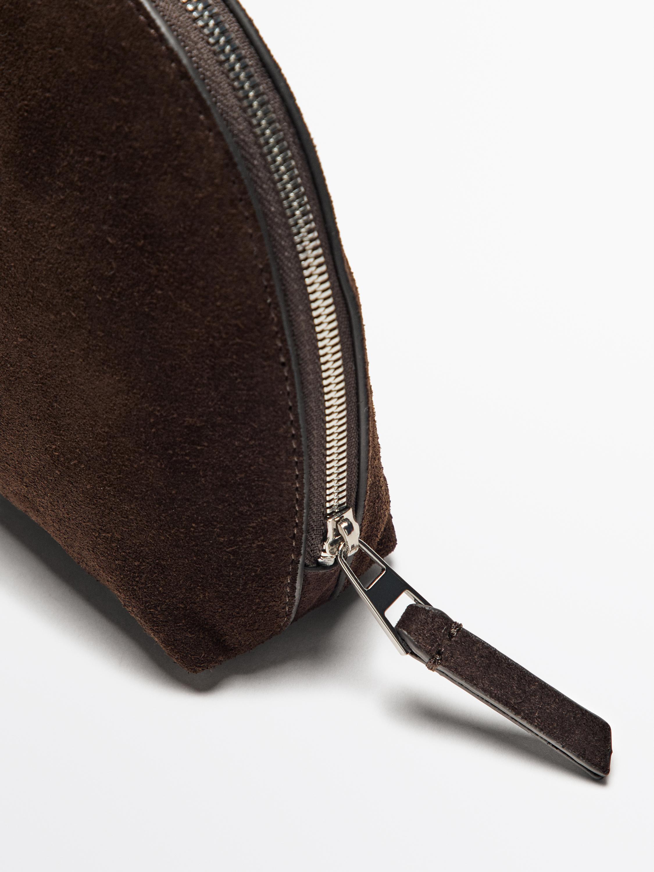 Trousse en croûte de cuir