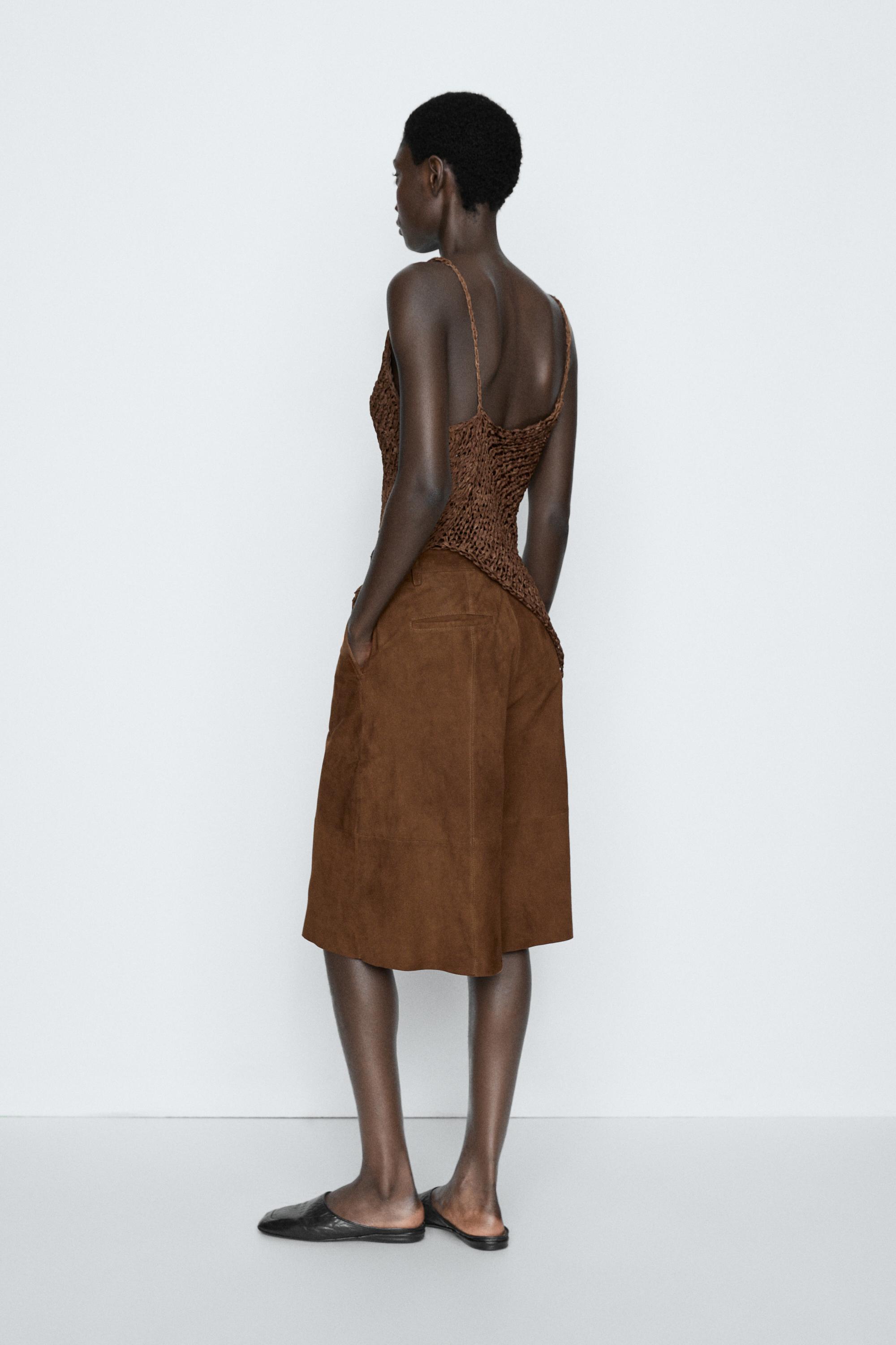 Open-knit asymmetric top - STUDIO — BROWN