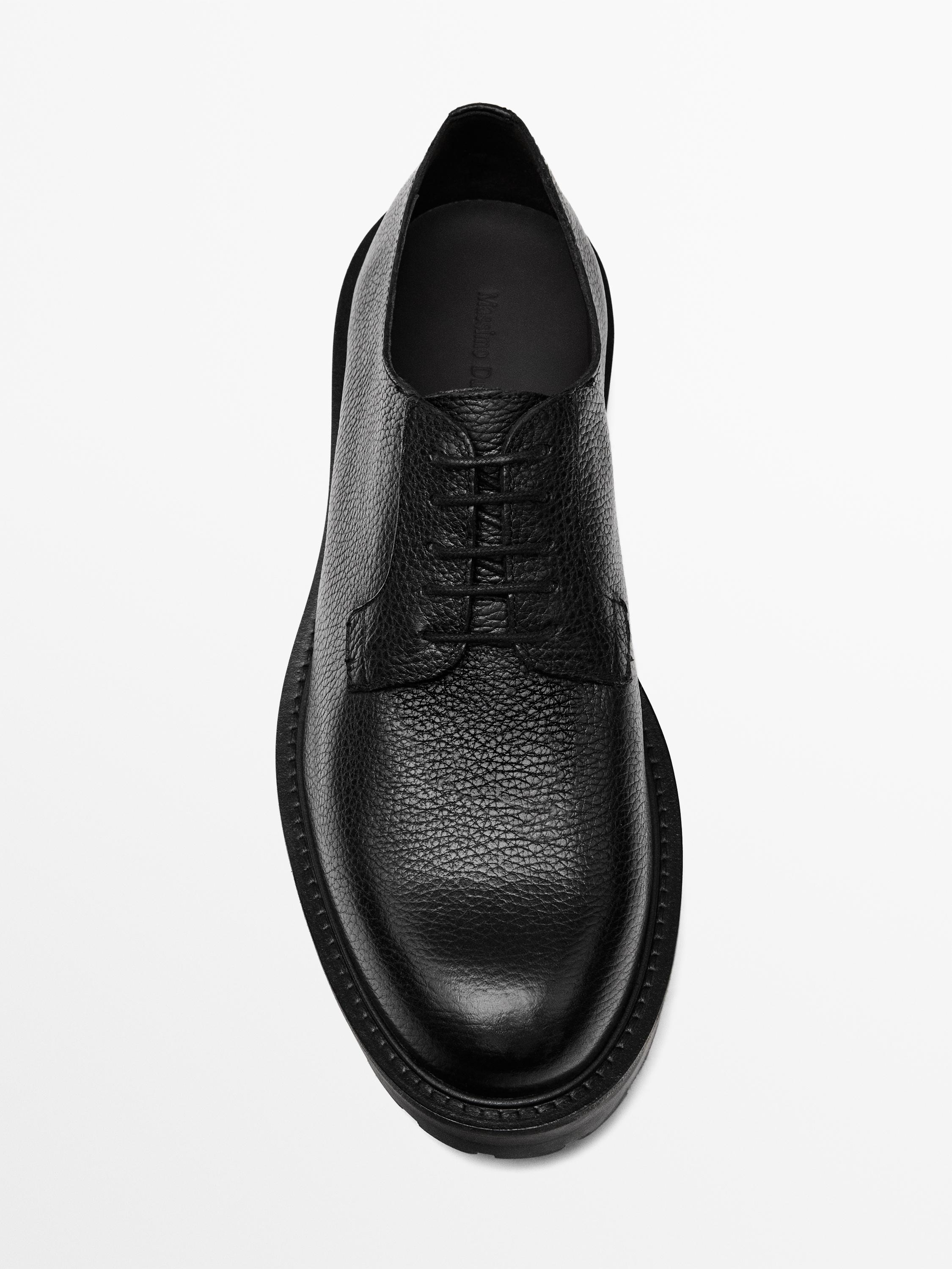 Leather track sole shoes