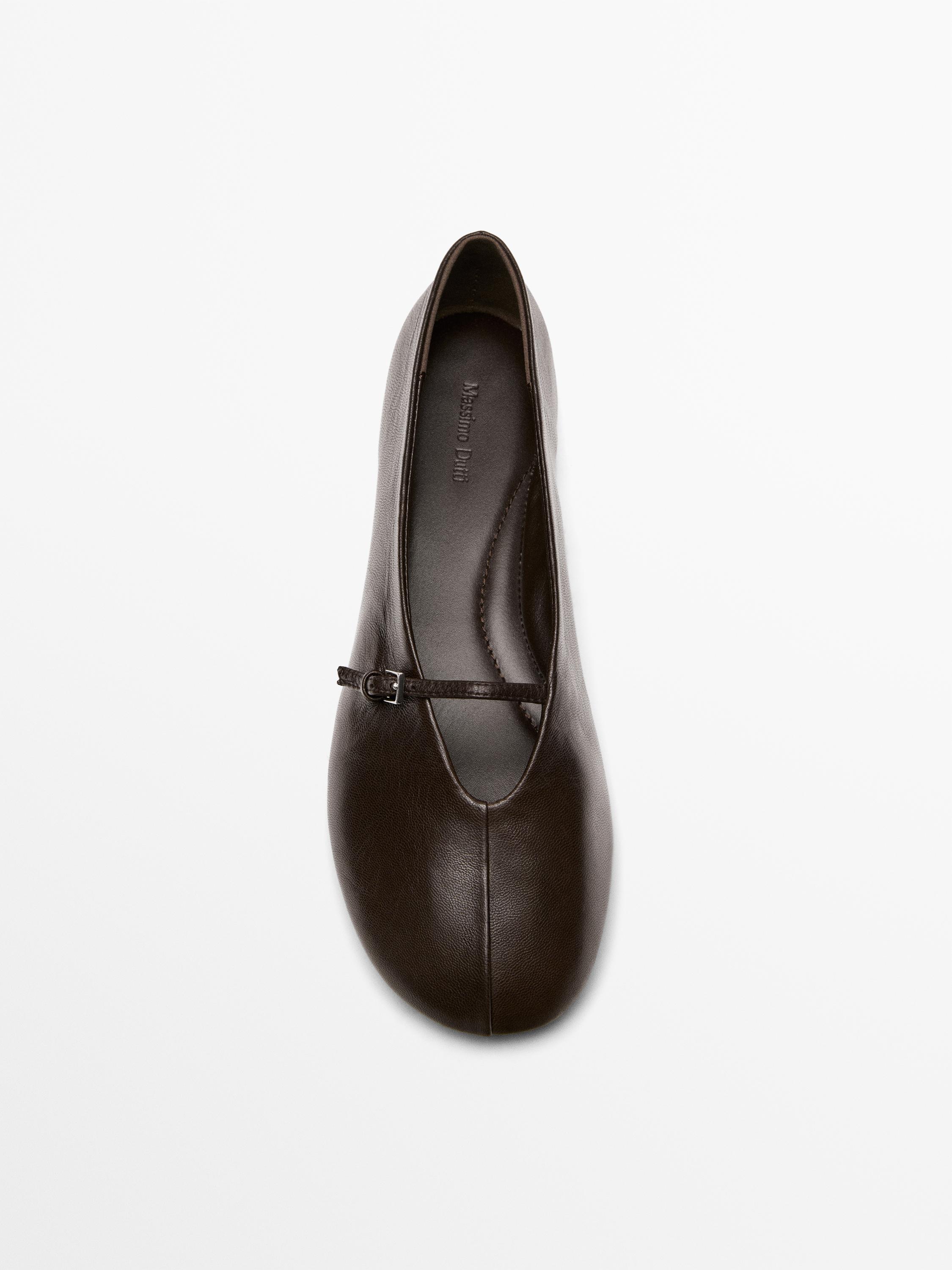 Leather ballet flats with buckle — BROWN