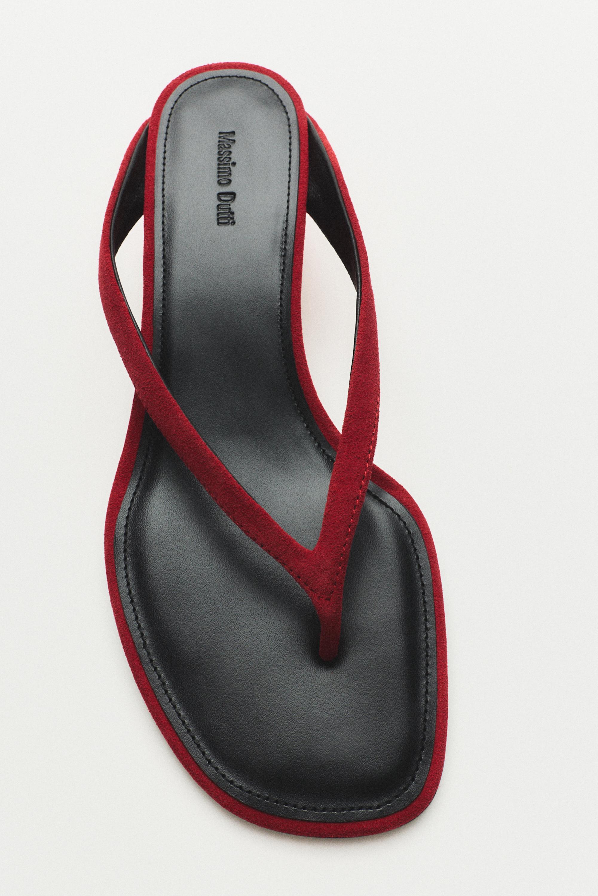 Mid-heel sandals with toe divider — RED