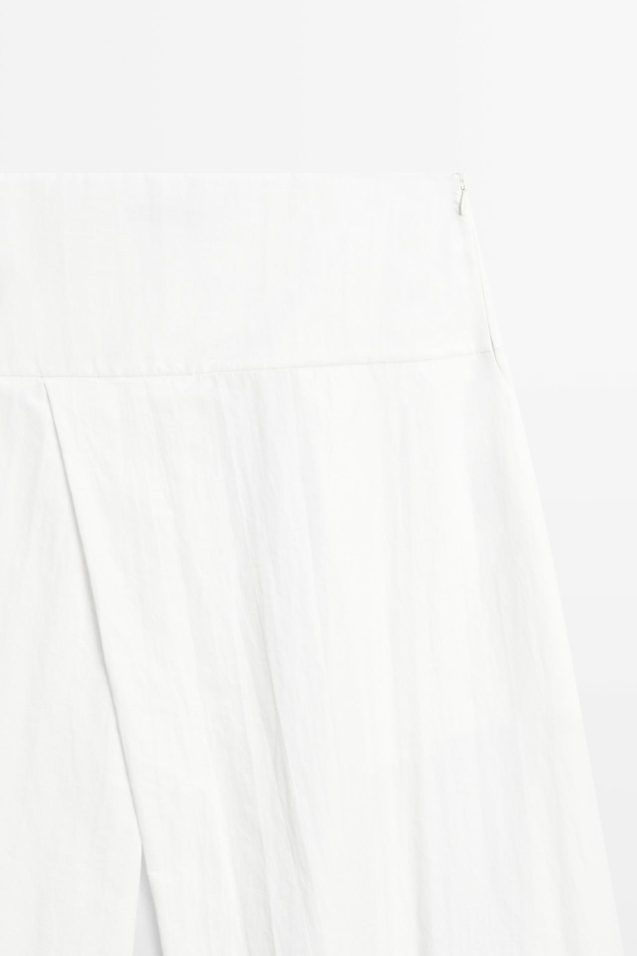 Midi skirt with yoke and pleated detail — WHITE