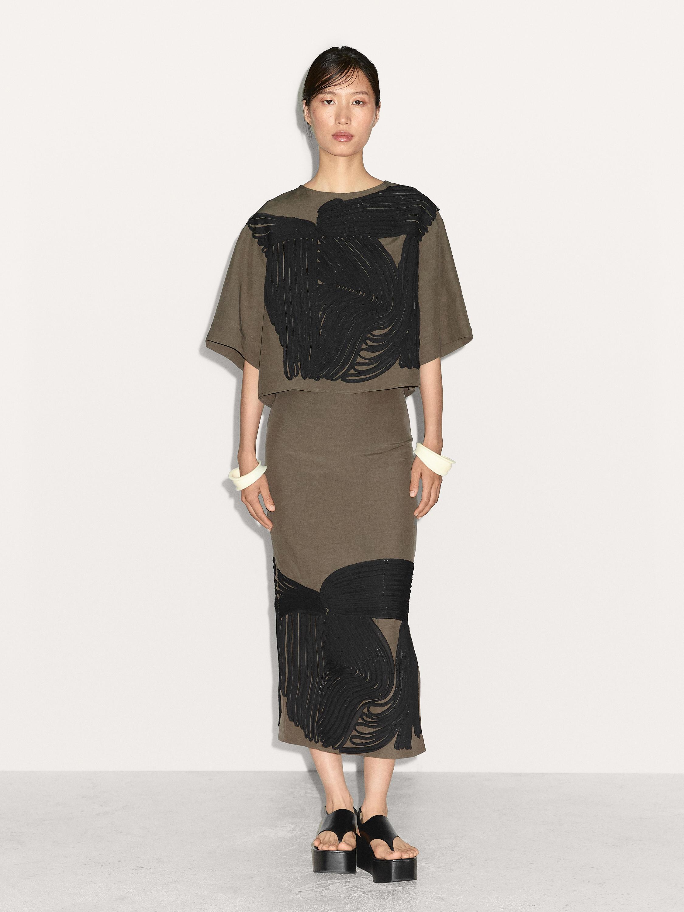 Midi skirt with contrasting trims