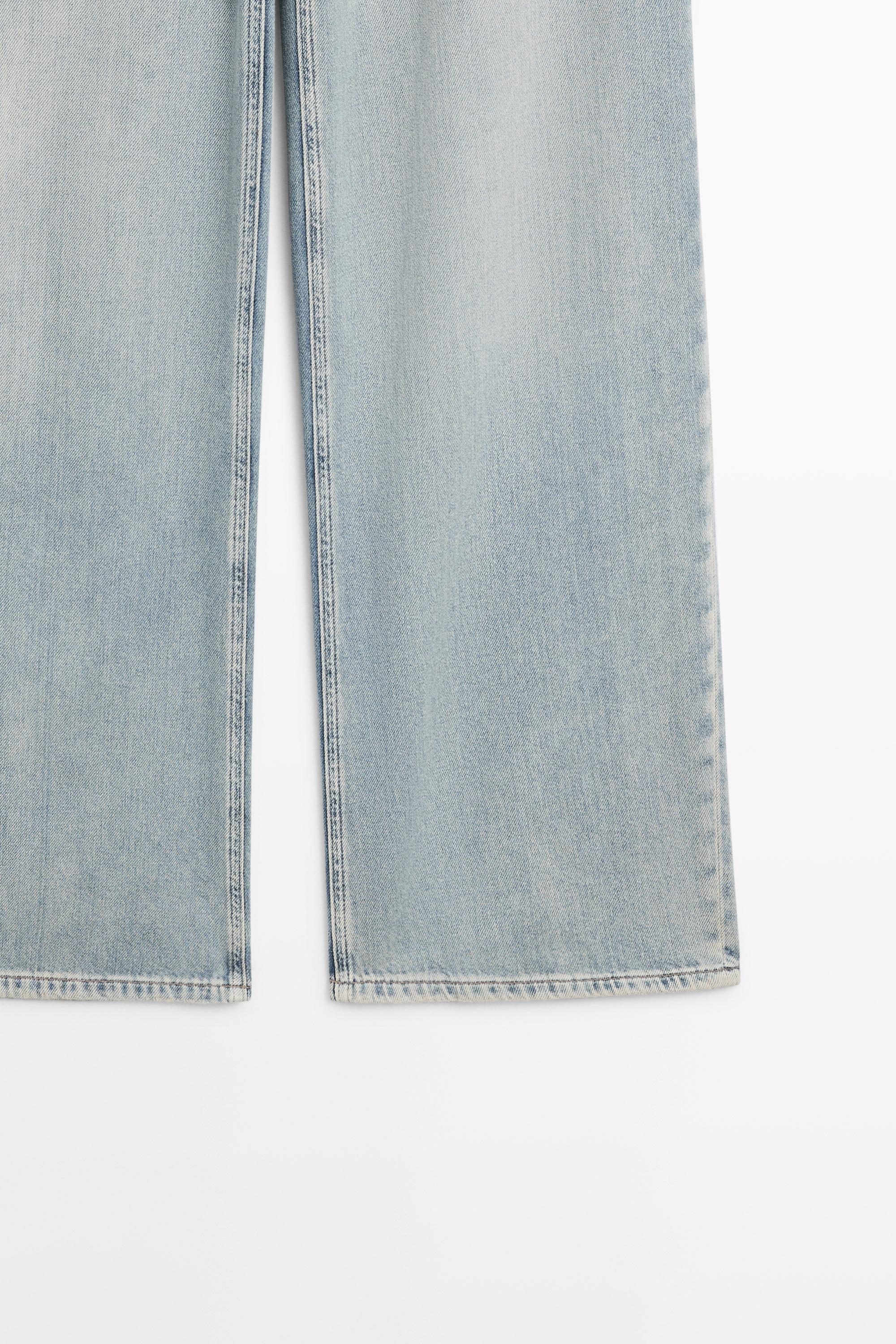 High-waist barrel fit jeans — Light Blue