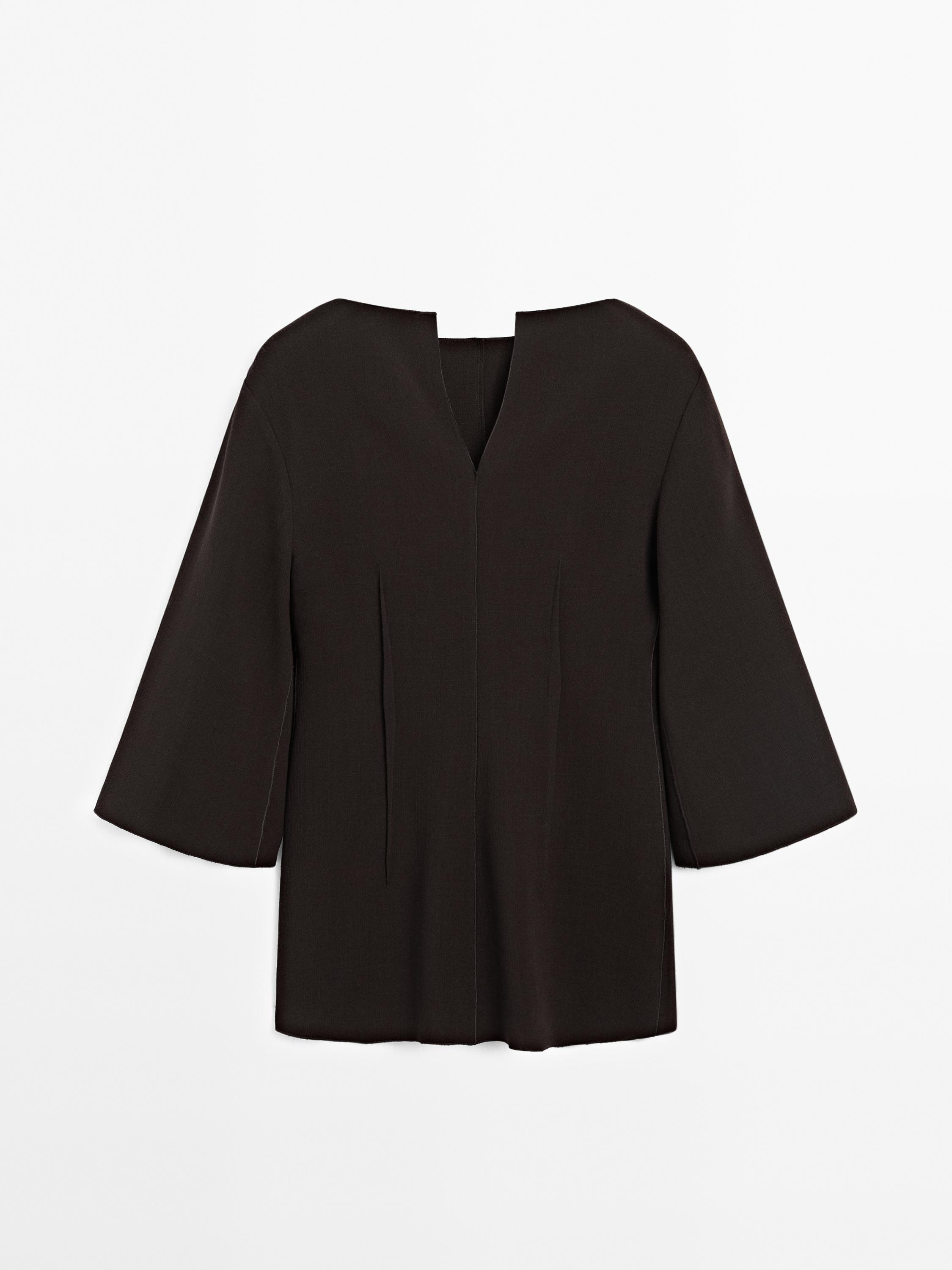 Seamed top with pleated detail - Studio