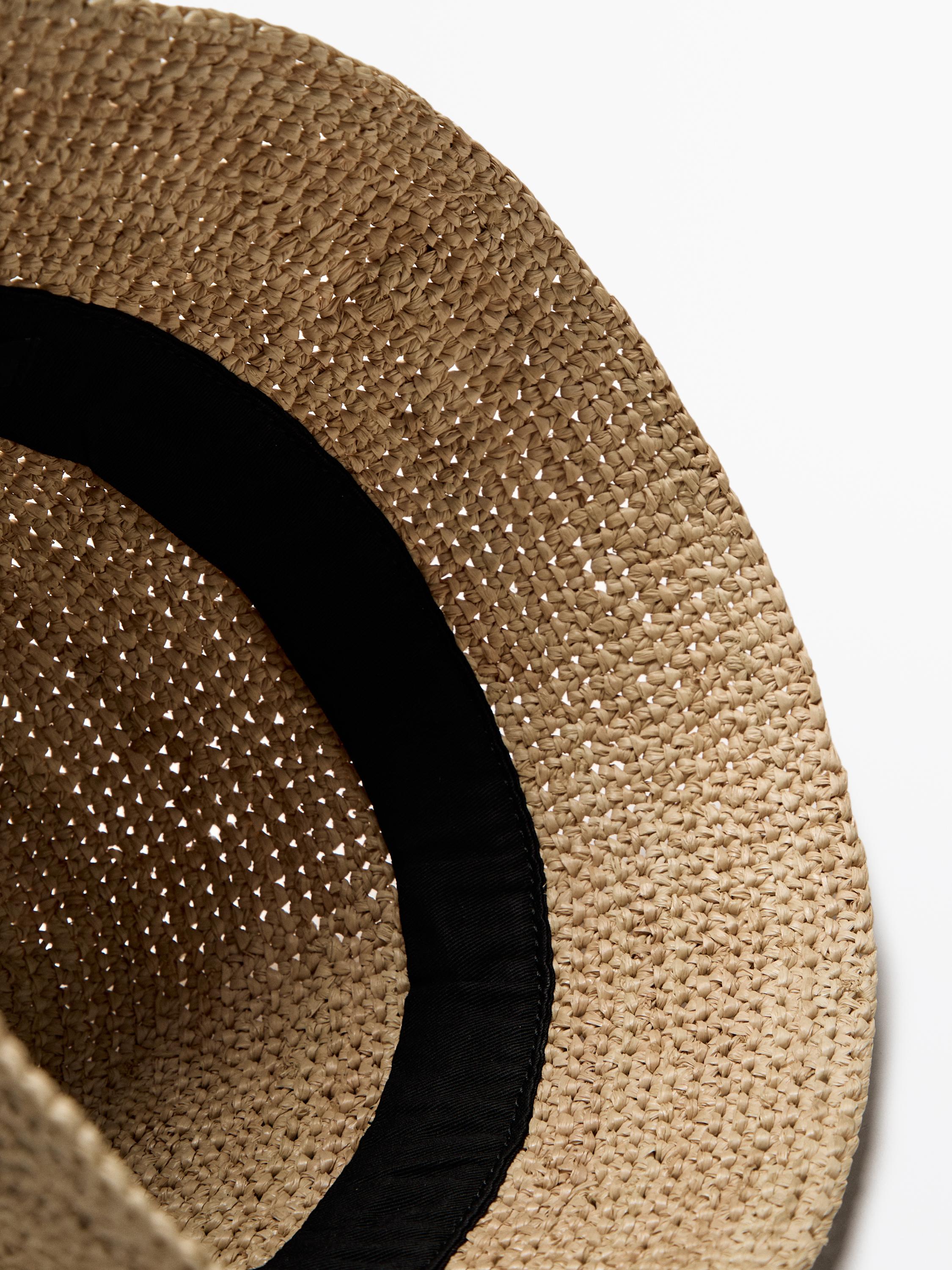 Small 100% raffia bucket hat — CREAM