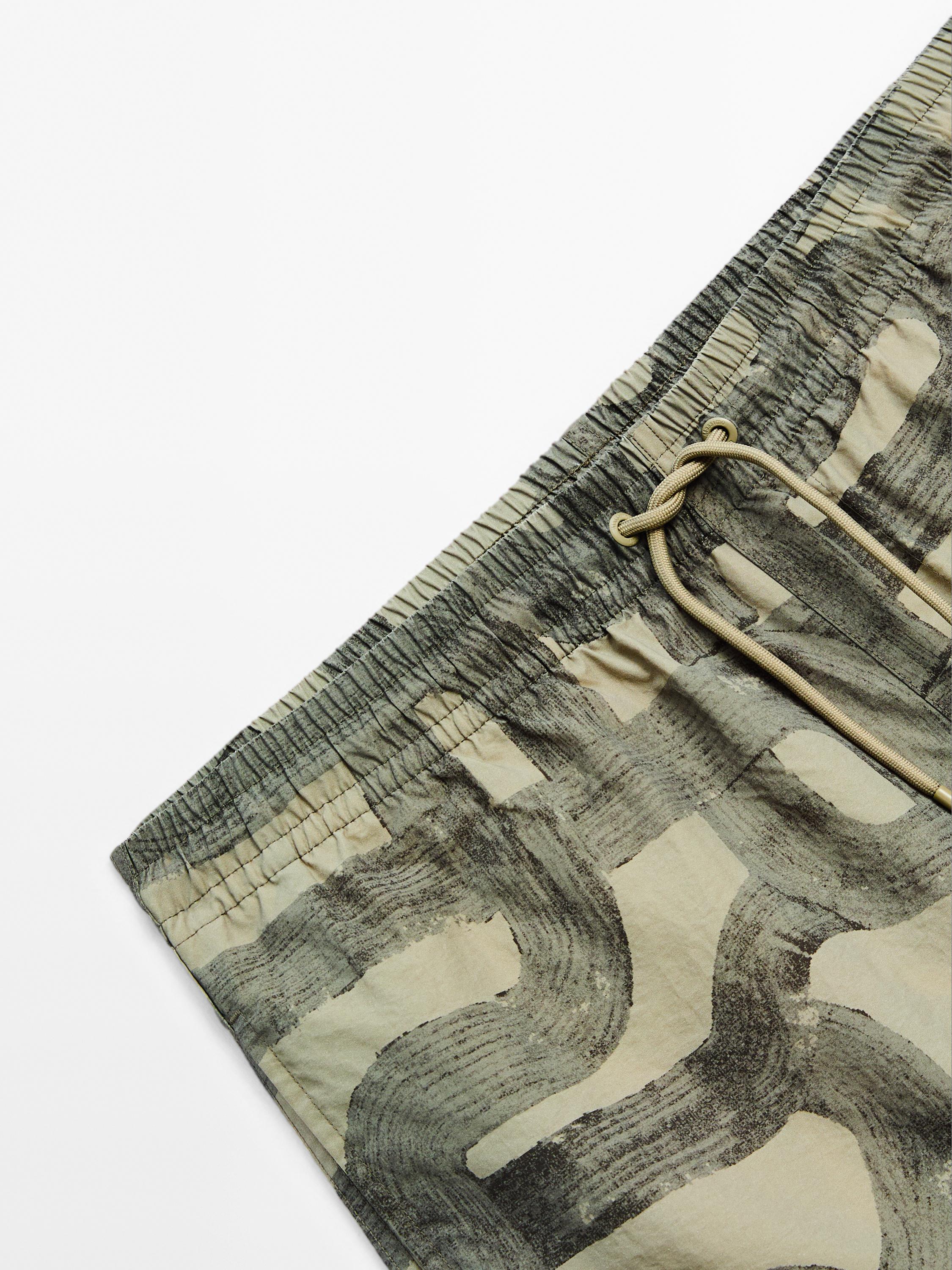 Printed swimming trunks