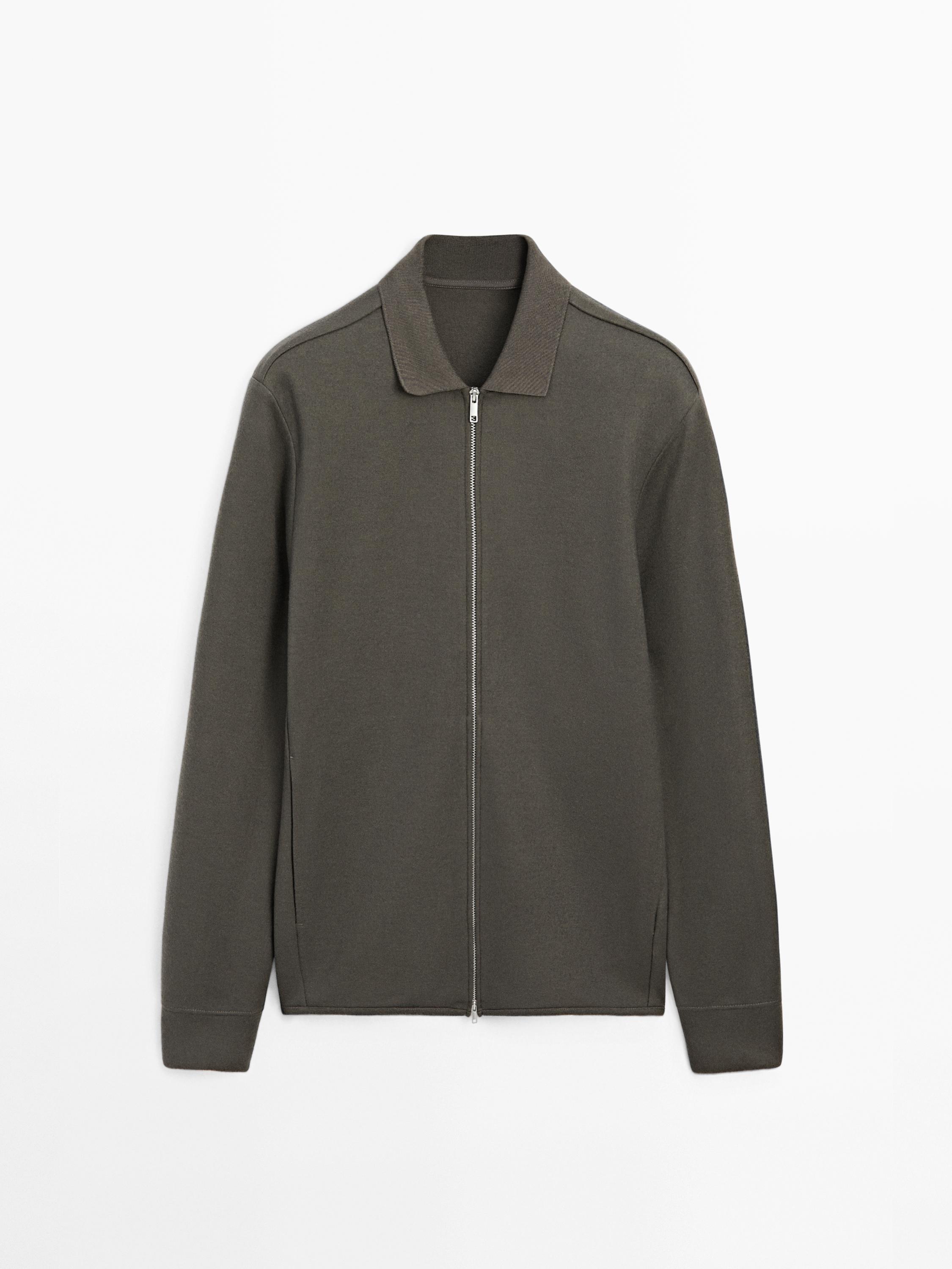 Zip-up jacket with collar detail