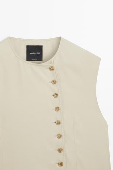 Flowing vest with asymmetric button closure — Beige 2