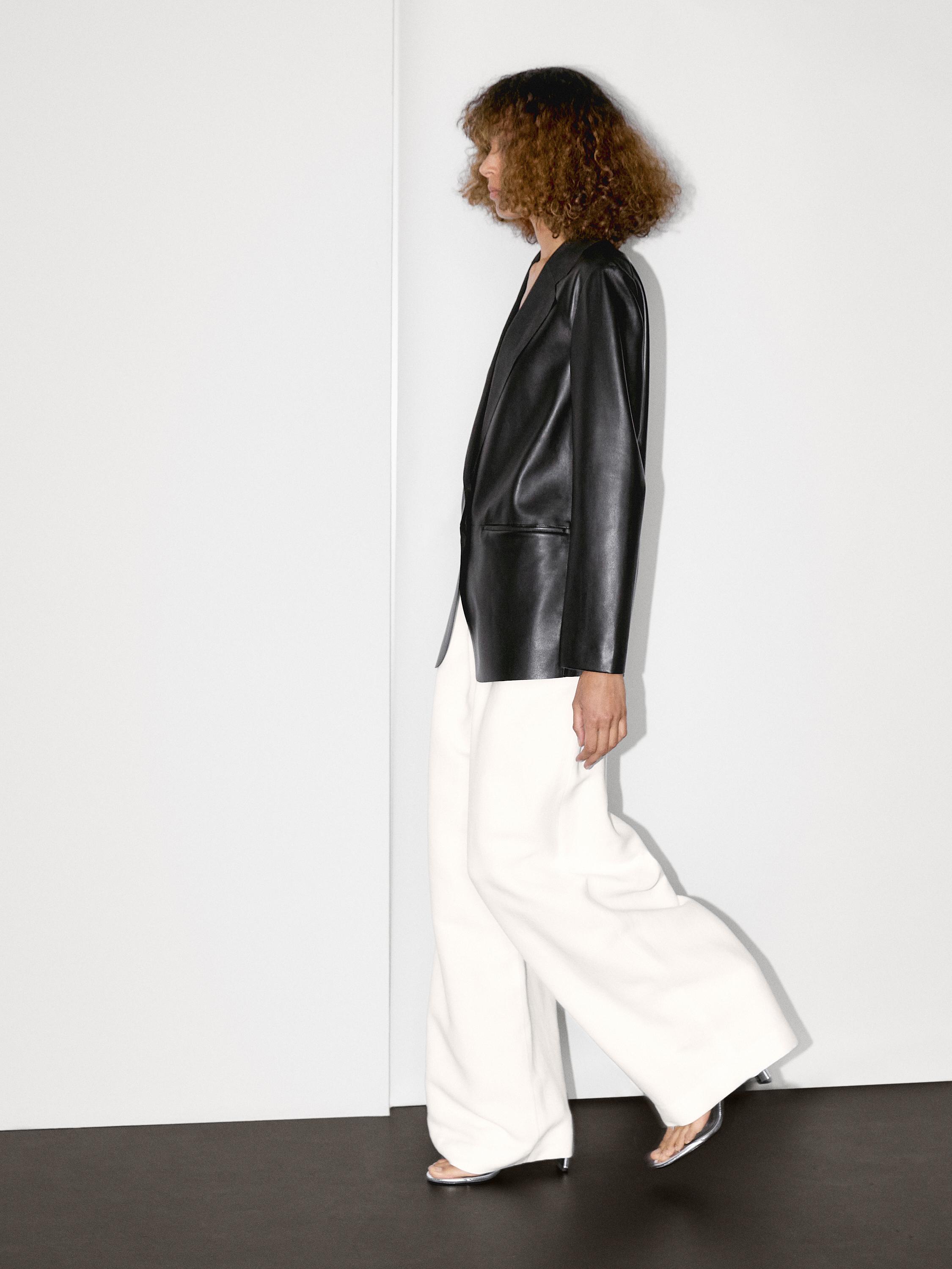 بليزر فضفاض من جلد النابا