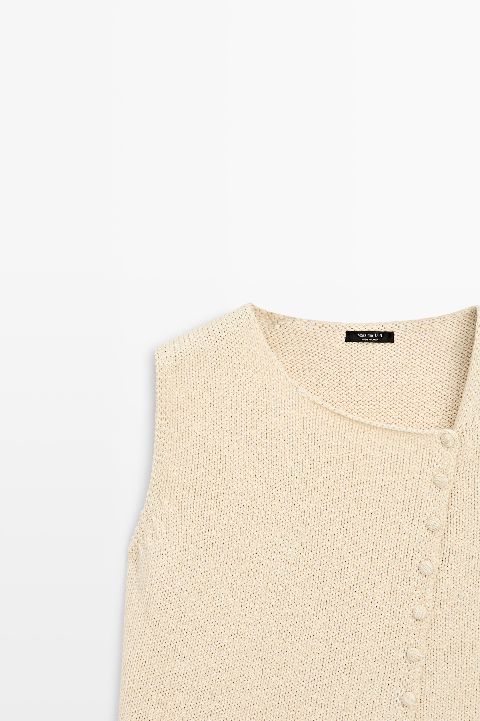 Cotton blend knit top with button detail — CREAM