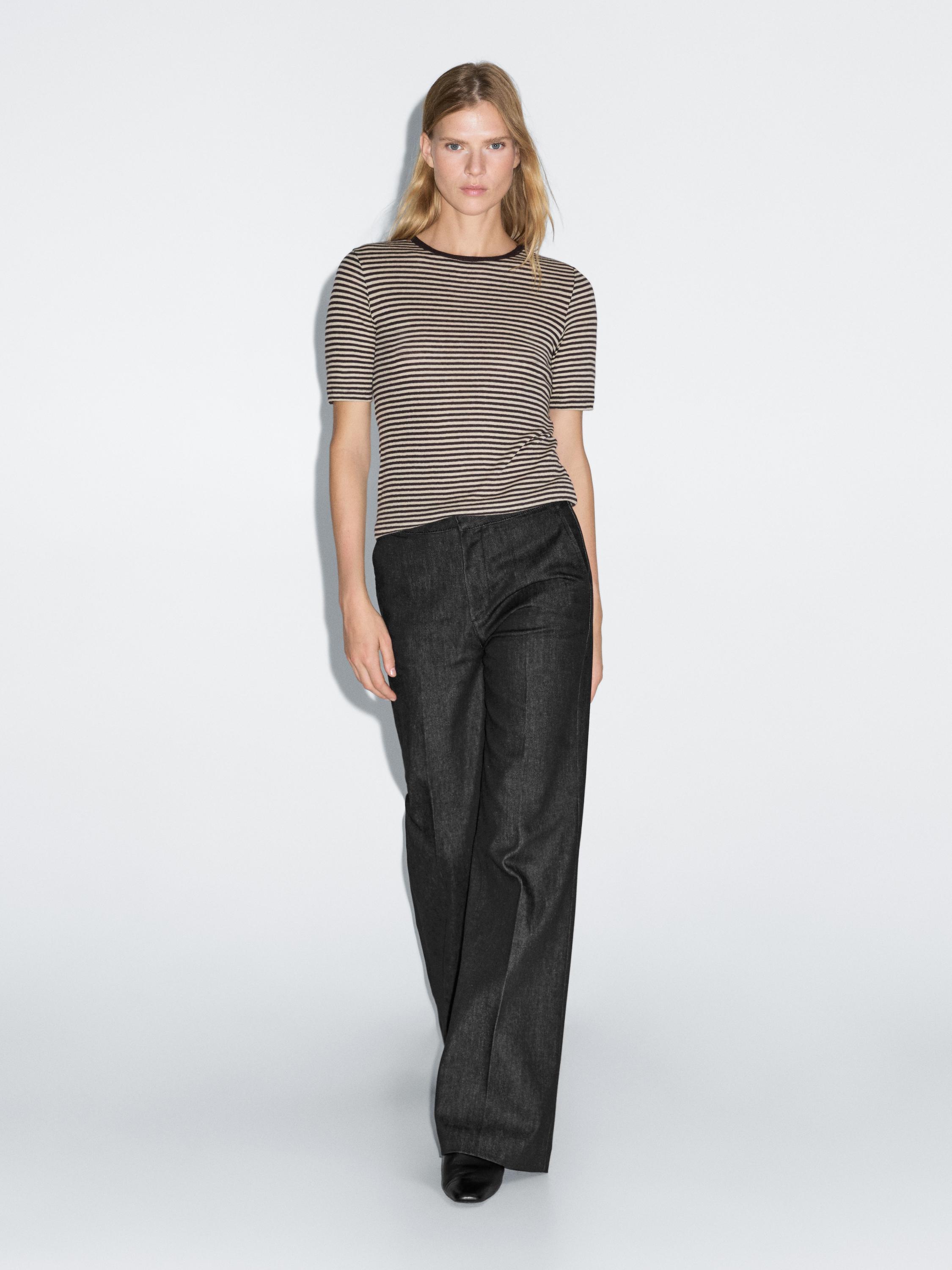 Flared high-waist jeans