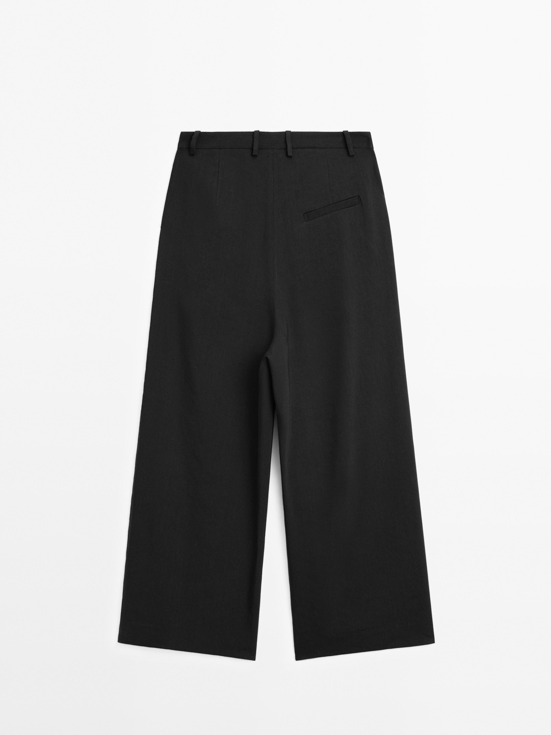 Flowing linen blend trousers with darts · Black · Dressy