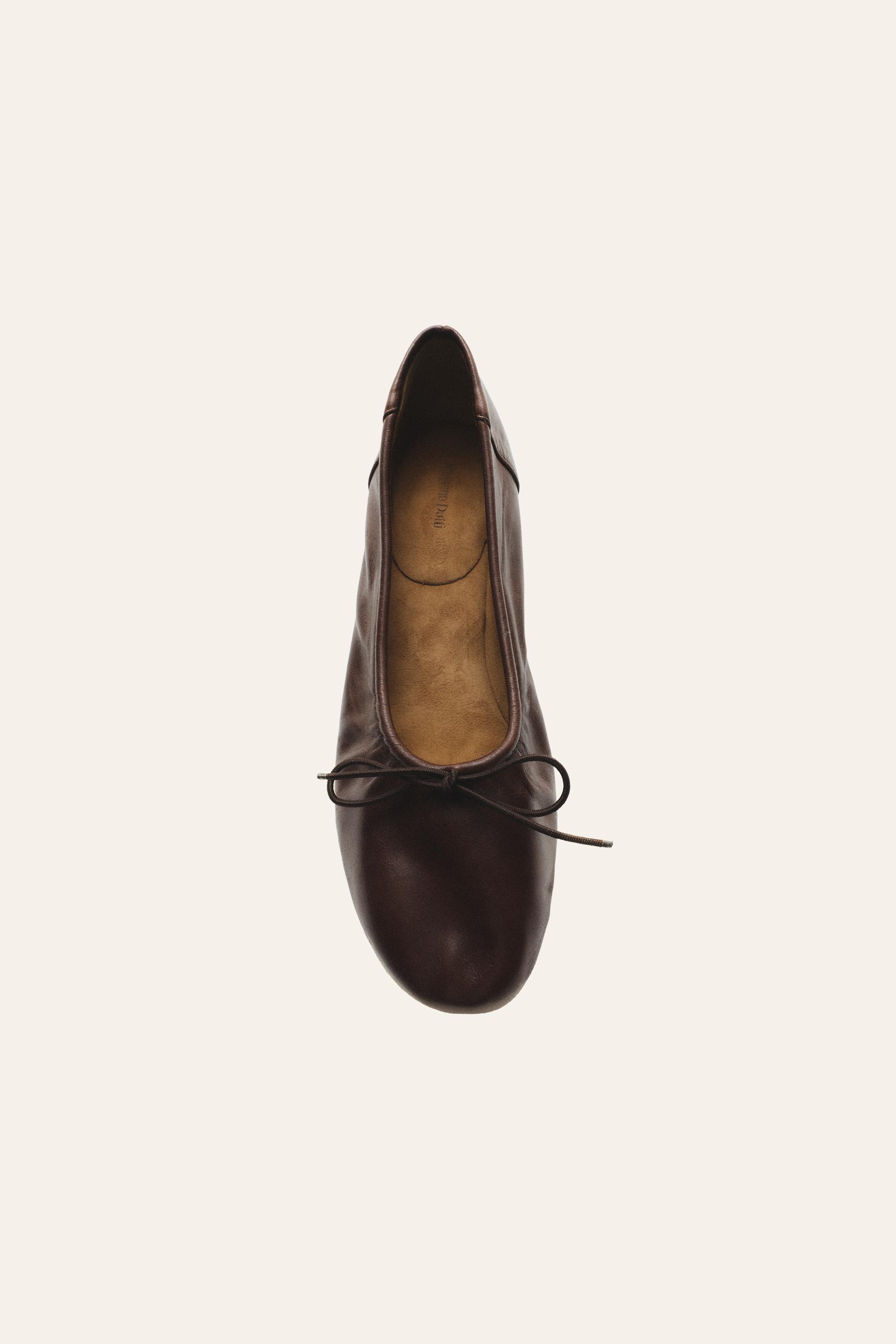 Heeled ballet flat — BROWN