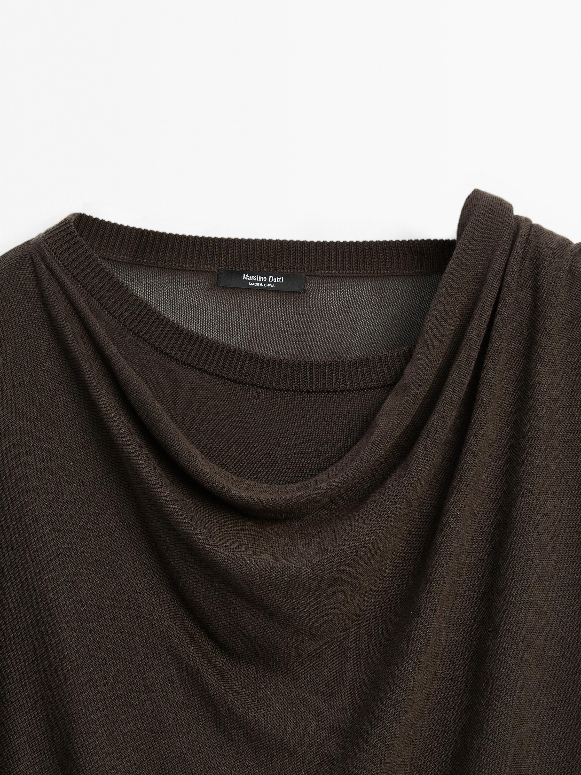 Pull en maille avec foulard